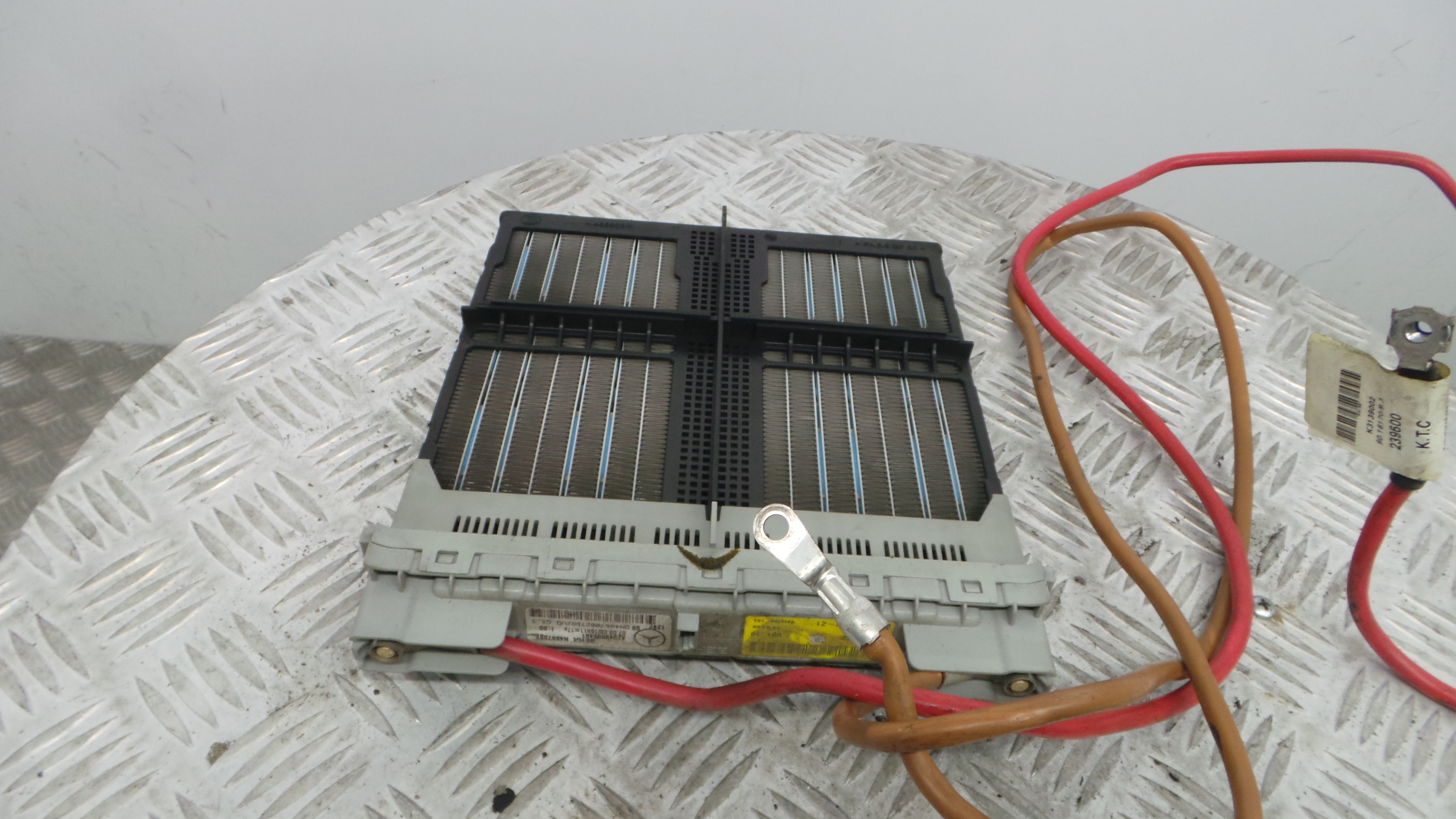 Radiador da Chaufagem / Sofagem A2048300461 - MERCEDES-BENZ C-CLASS (W204)-33192453