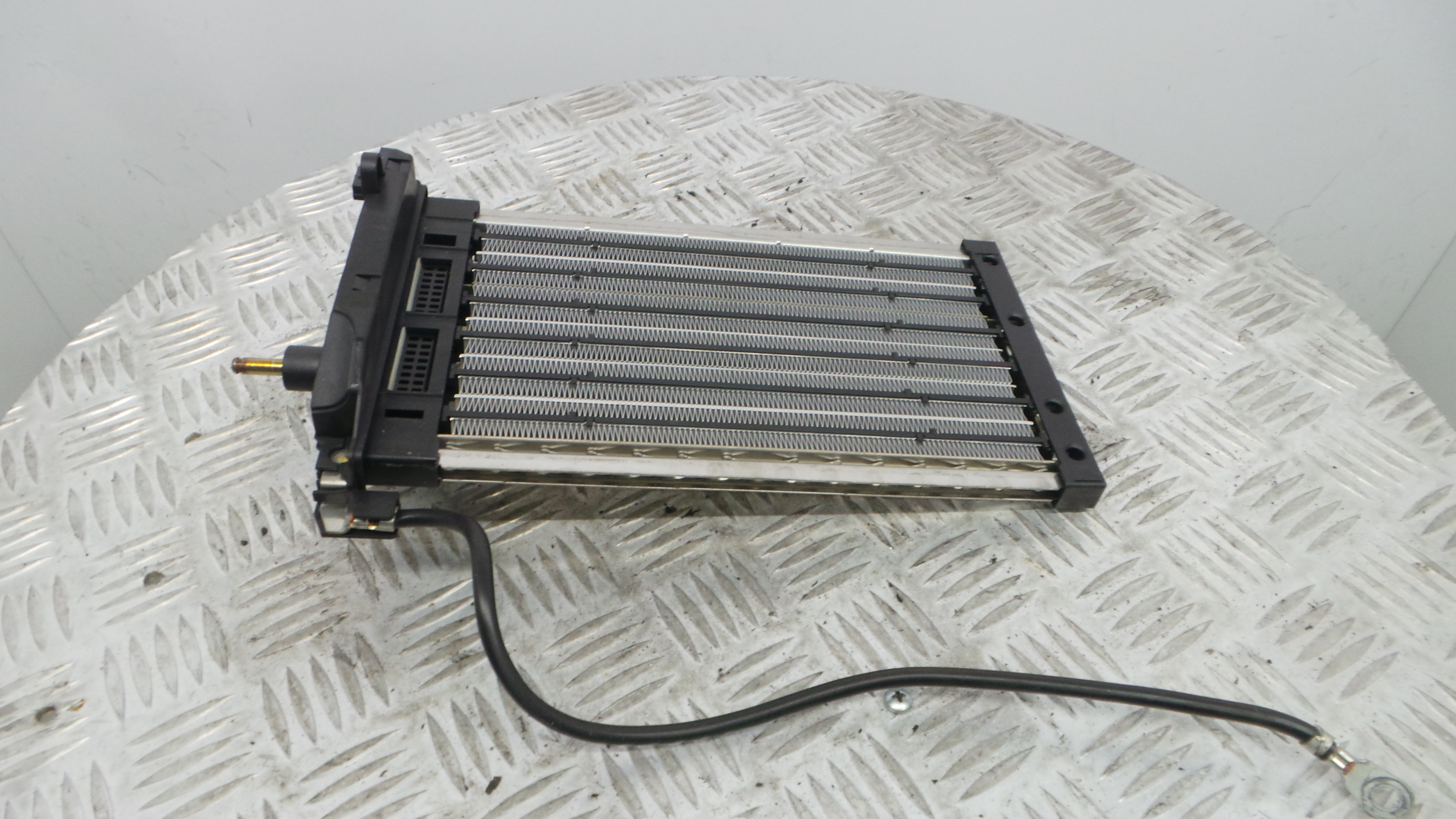 Radiador da Chaufagem / Sofagem 64.11-6964006 - BMW 1 (E87)-33192462 Radiador da Chaufagem / Sofagem 64.11-6964006 - BMW 1 (E87)-33192462