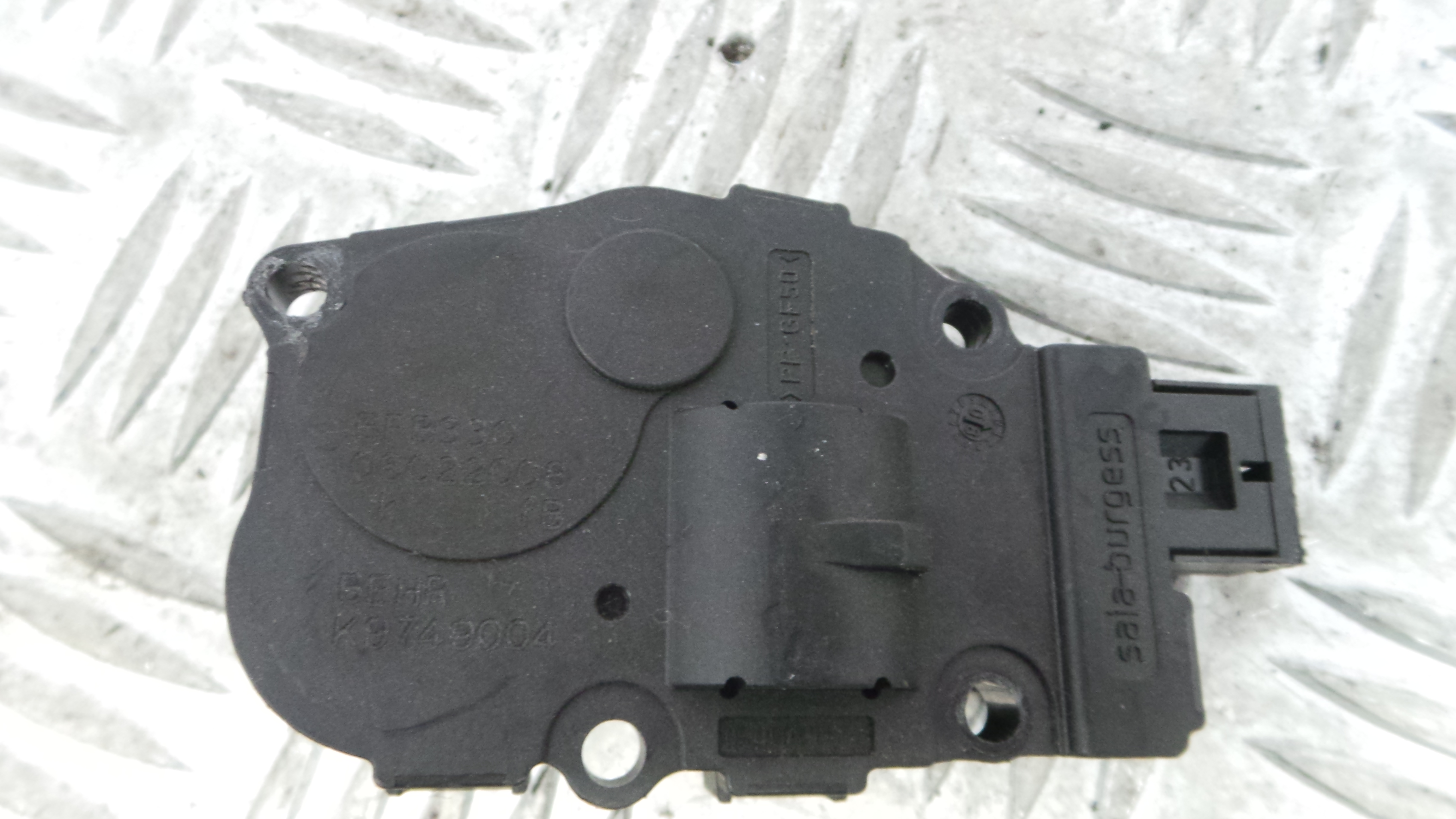 Atuador do Circuito de Ar  EFB330 - MERCEDES-BENZ C-CLASS (W204)-33192468