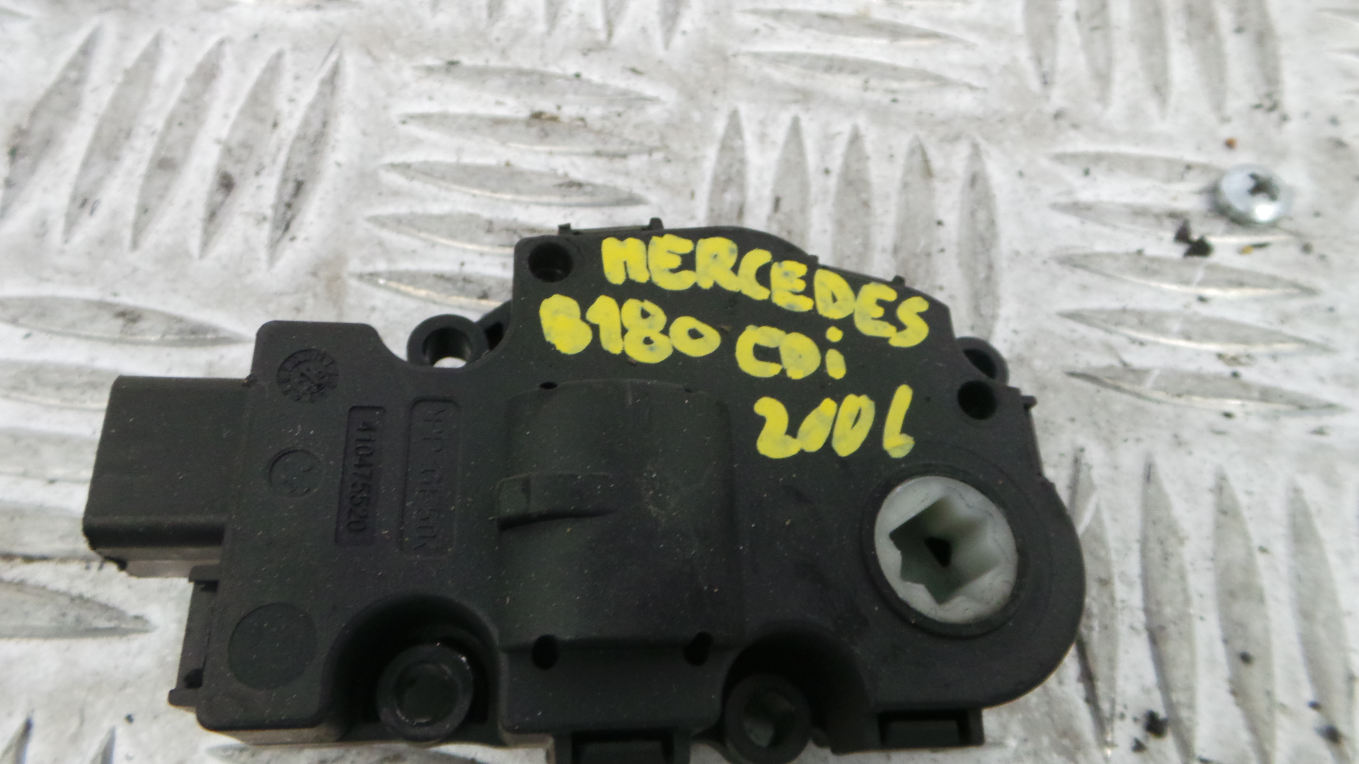 Atuador do Circuito de Ar EFB331 - MERCEDES-BENZ B-CLASS Sports Tourer (W245)-33192503 Atuador do Circuito de Ar EFB331 - MERCEDES-BENZ B-CLASS Sports Tourer (W245)-33192503