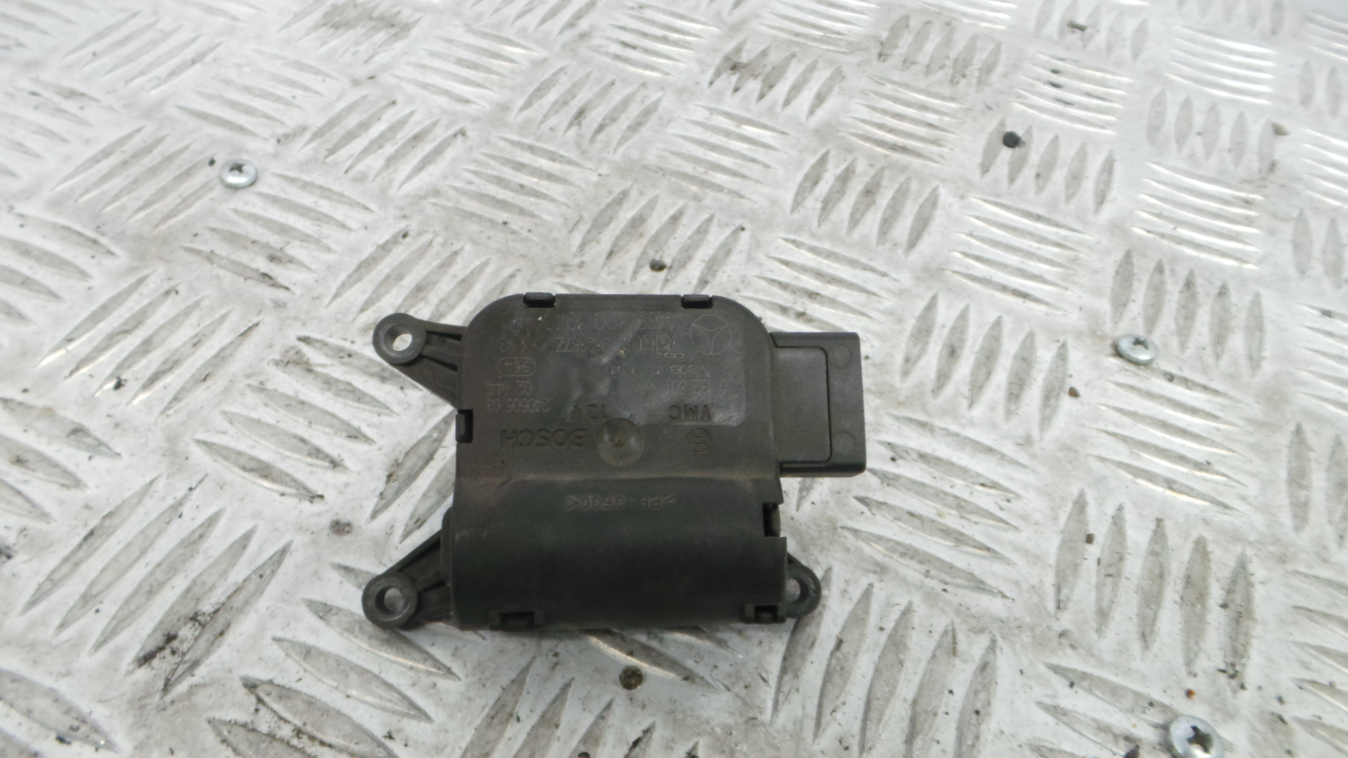 Atuador do Circuito de Ar  A1698201042 - MERCEDES-BENZ A-CLASS (W169)-33192508