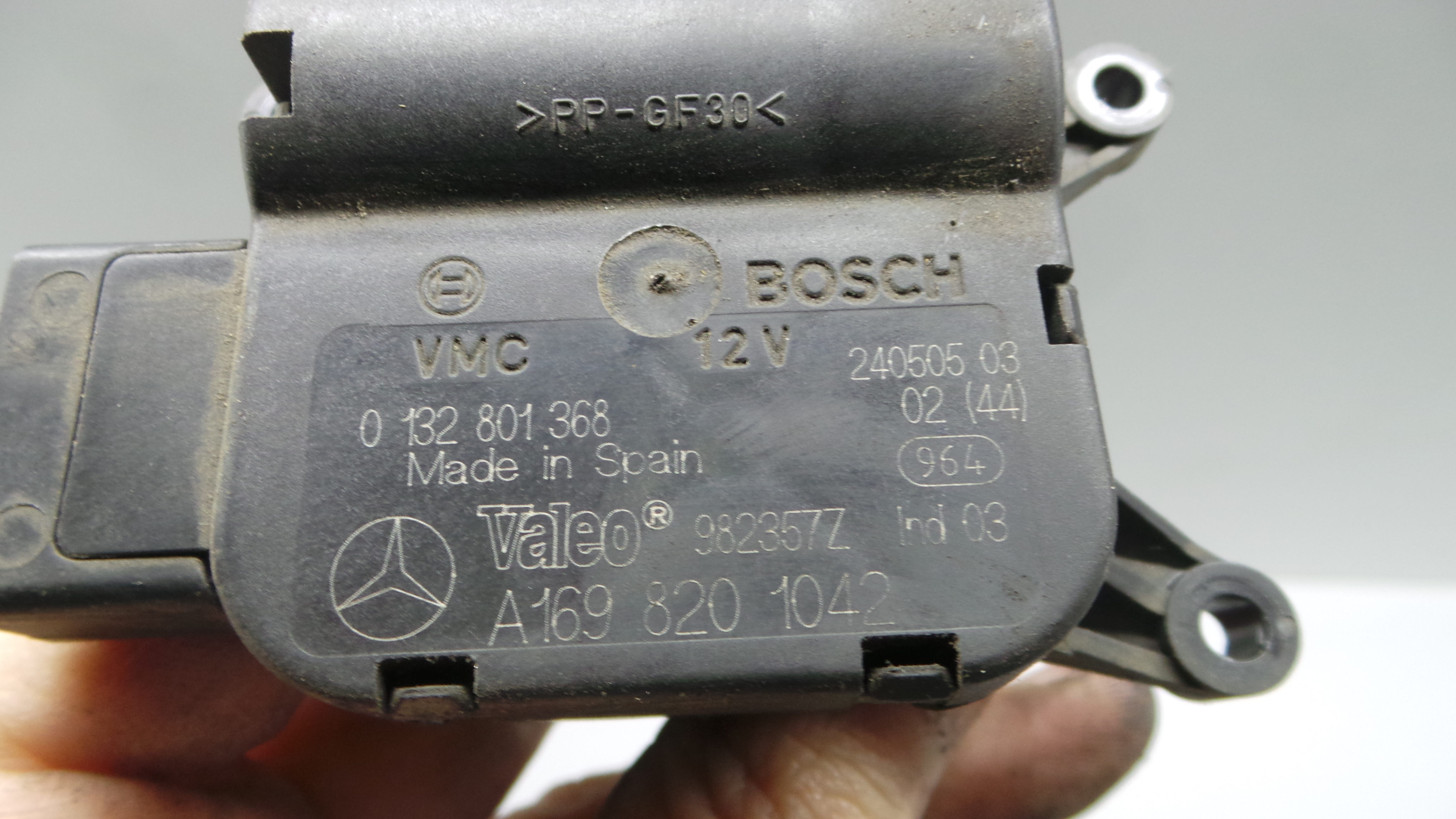 Atuador do Circuito de Ar  A1698201042 - MERCEDES-BENZ A-CLASS (W169)-33192508