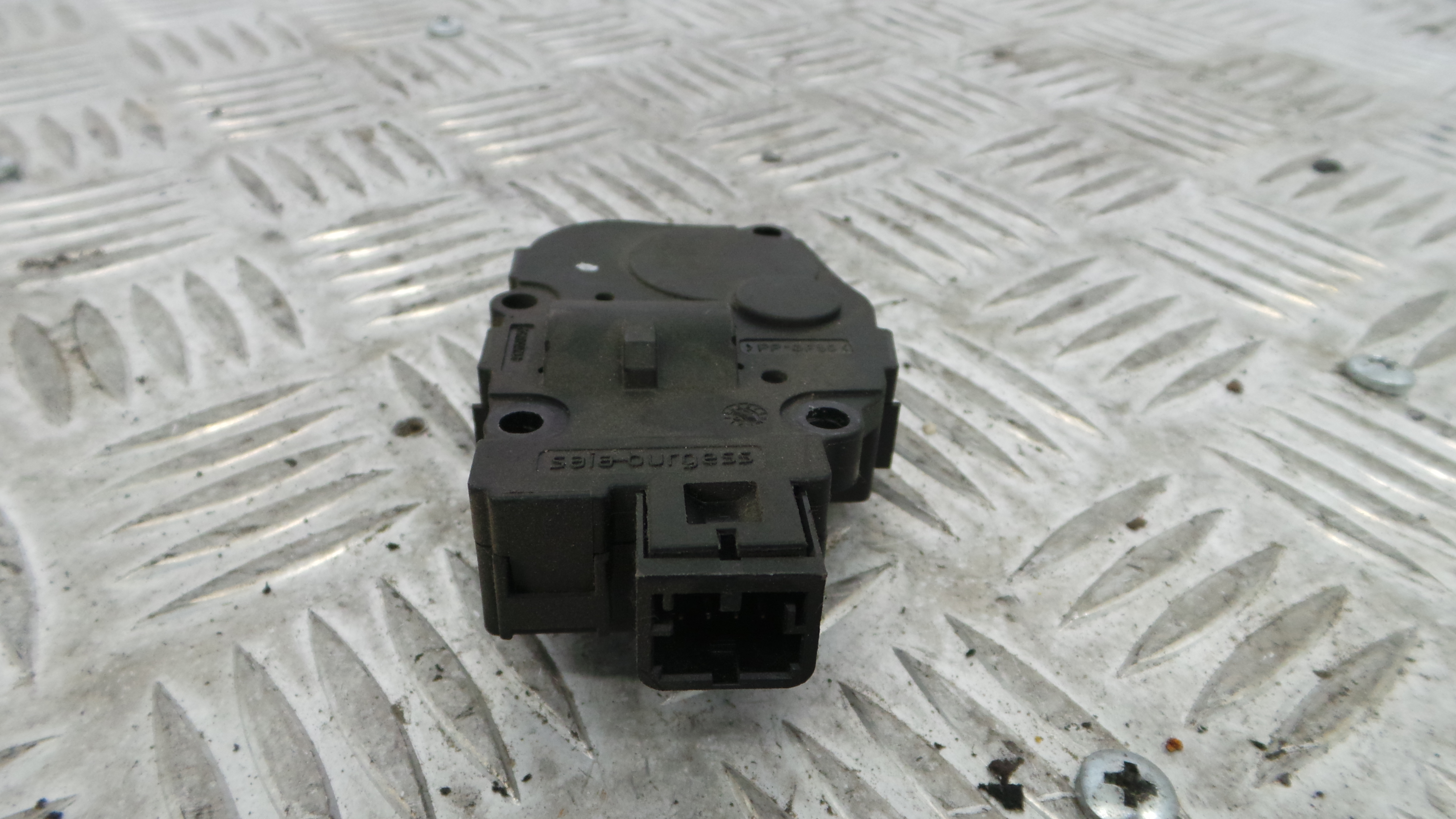 Atuador do Circuito de Ar EFB331 - MERCEDES-BENZ B-CLASS Sports Tourer (W245)-33192559