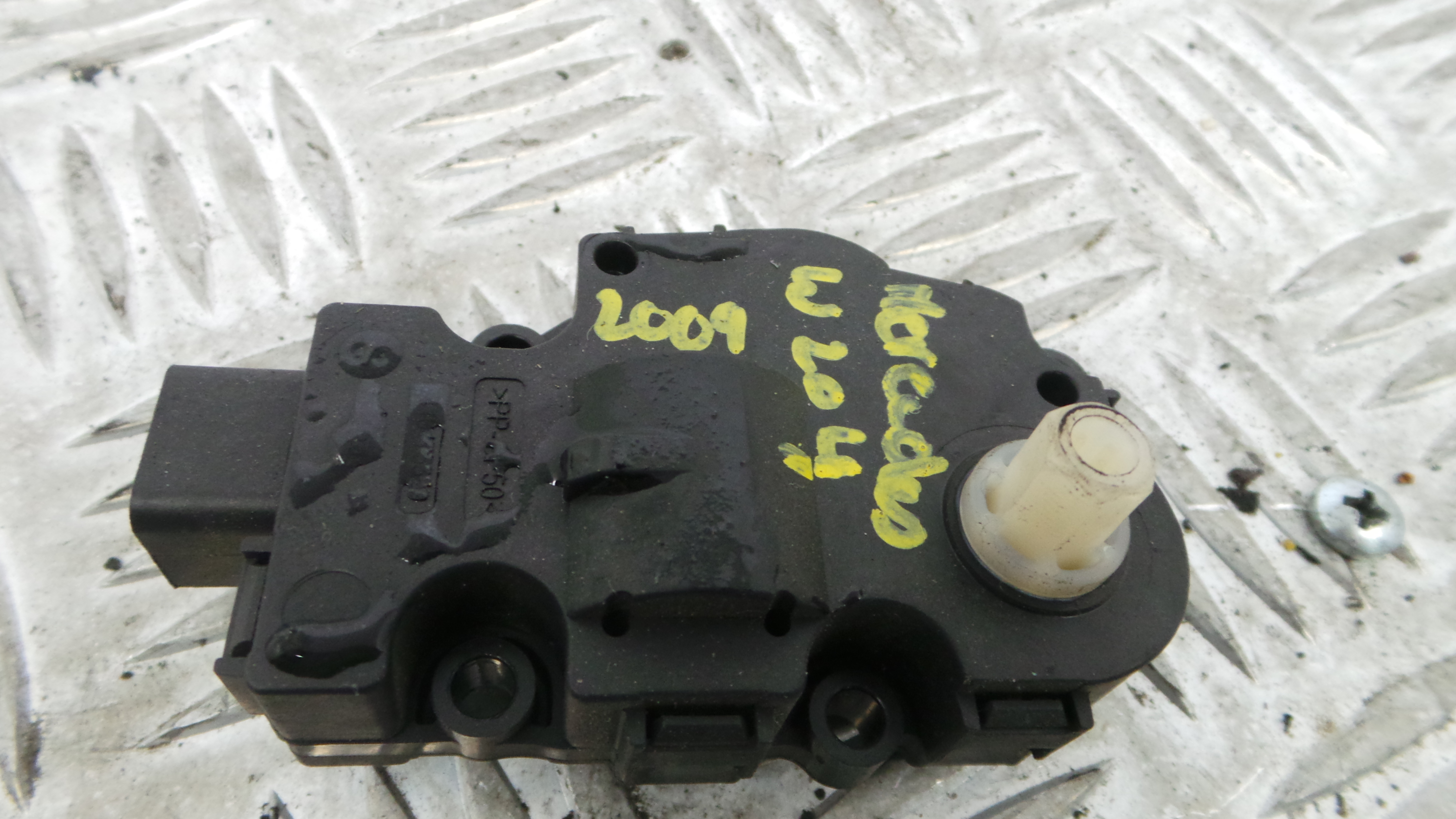 Atuador do Circuito de Ar  EFB330 - MERCEDES-BENZ C-CLASS (W204)-33192563