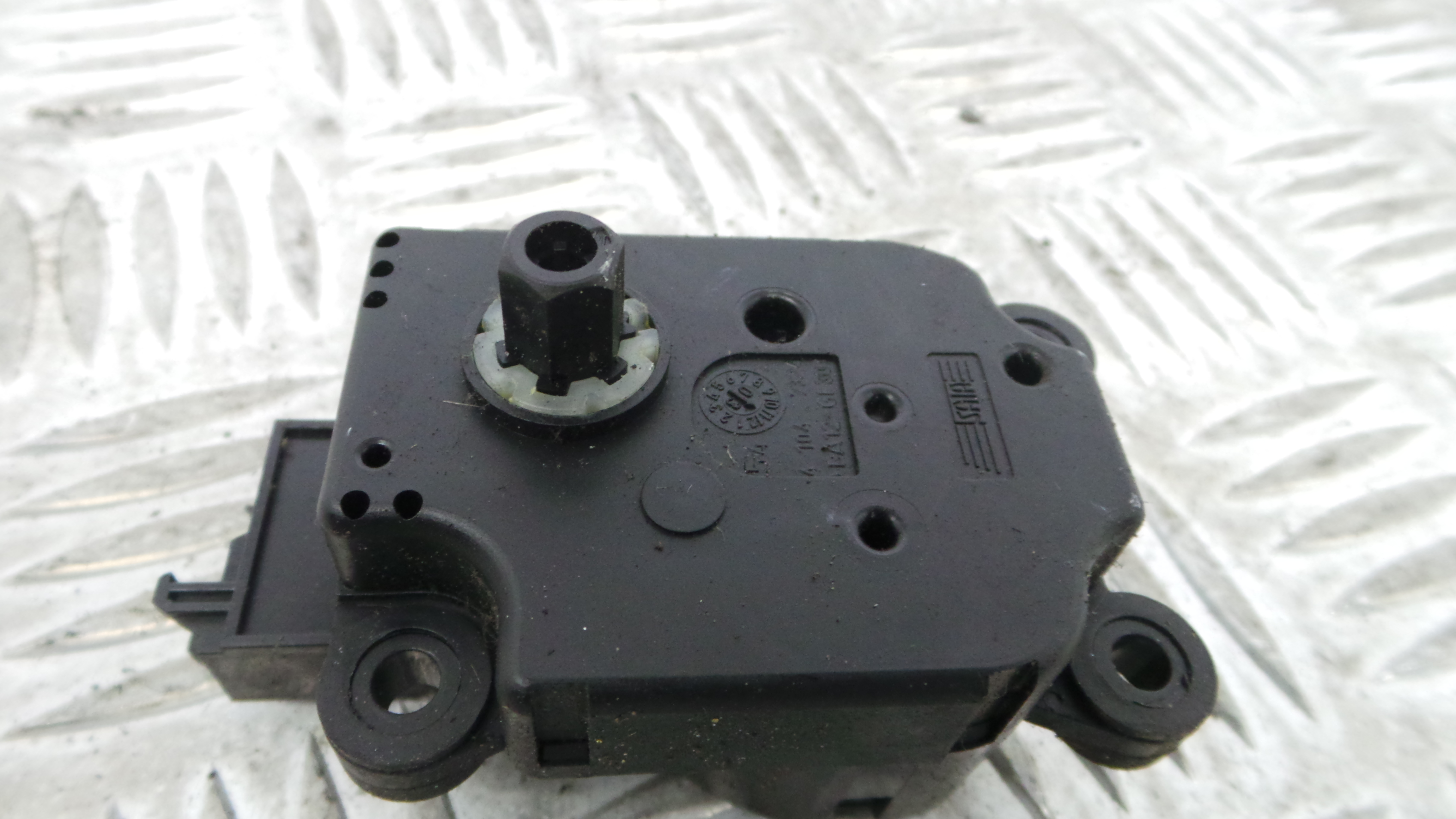 Atuador do Circuito de Ar  A2308201642 - MERCEDES-BENZ C-CLASS (W203)-33192618