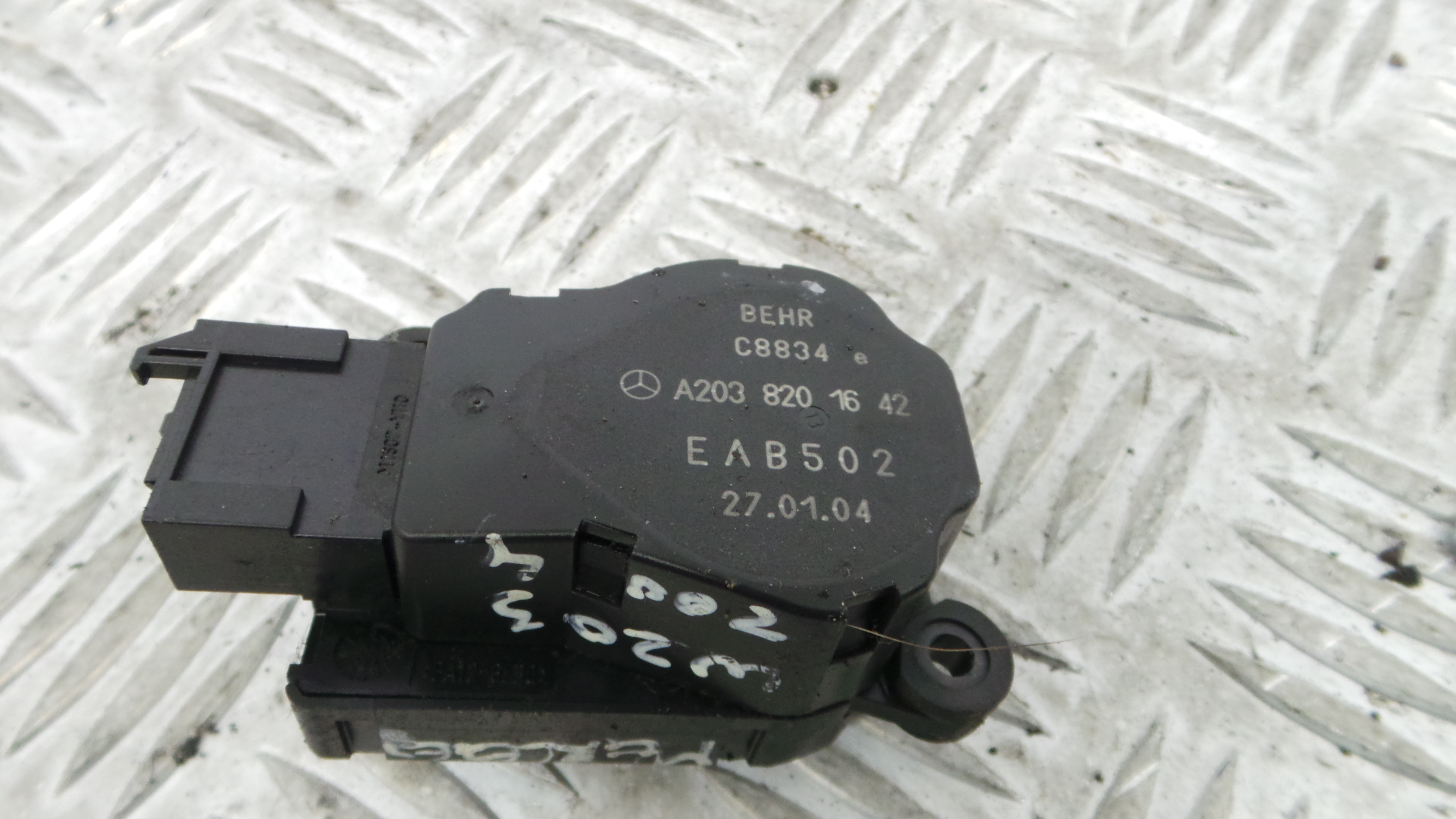 Atuador do Circuito de Ar  A2308201642 - MERCEDES-BENZ C-CLASS (W203)-33192618