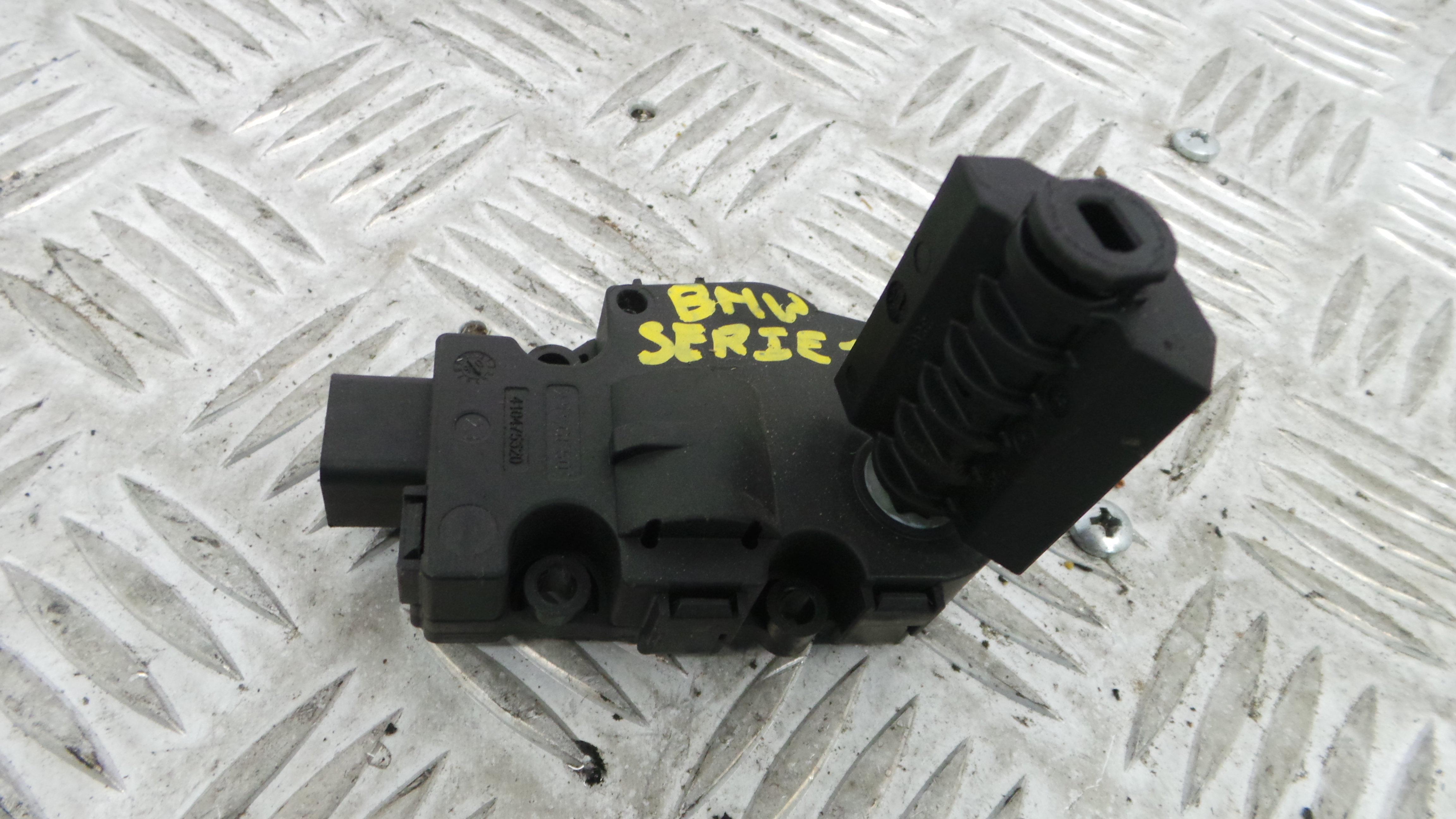 Atuador do Circuito de Ar  EFB331 - BMW 1 (E87)-33192632