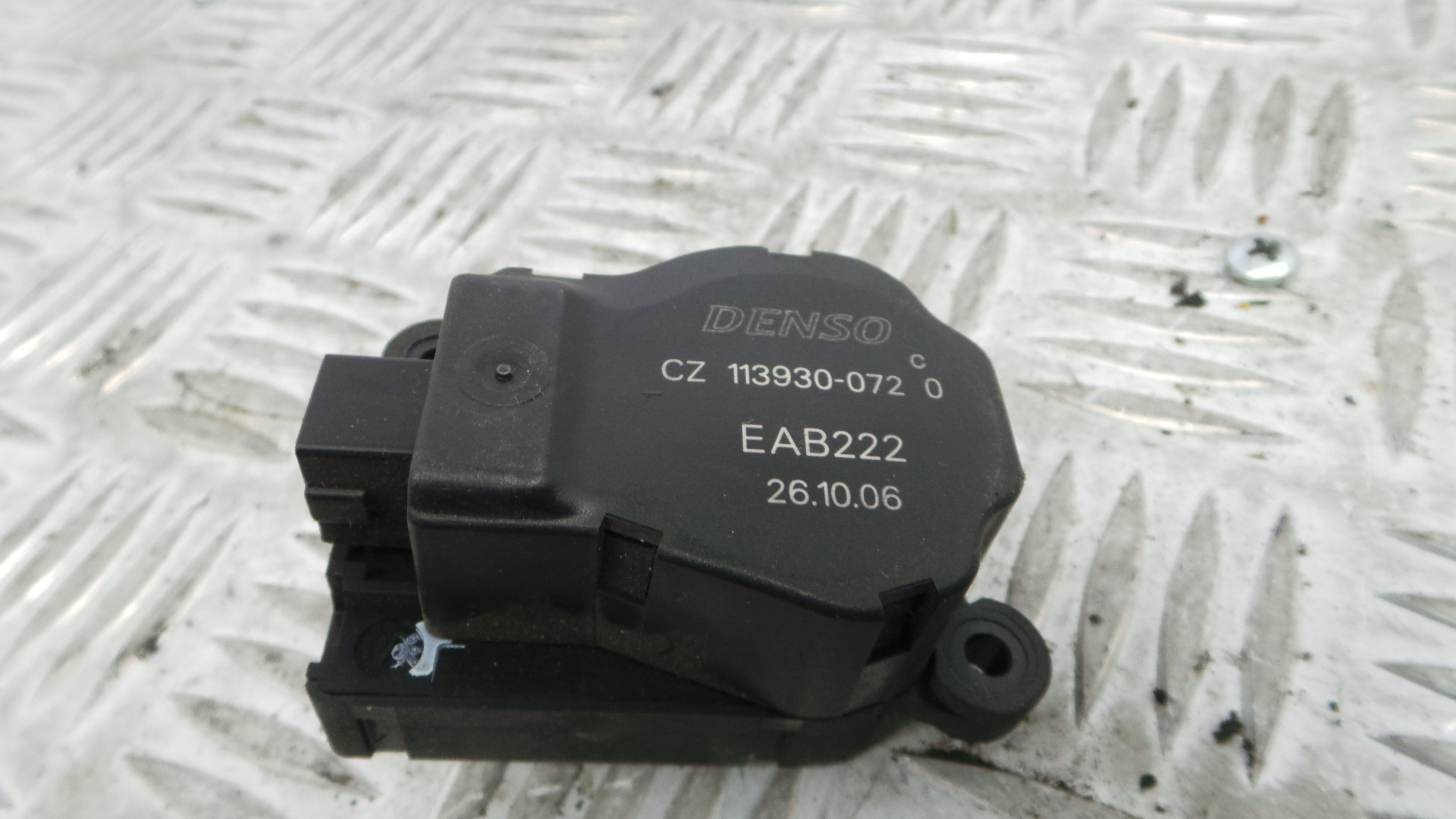 Atuador do Circuito de Ar CZ113930-072 - BMW 1 (E87)-33192678
