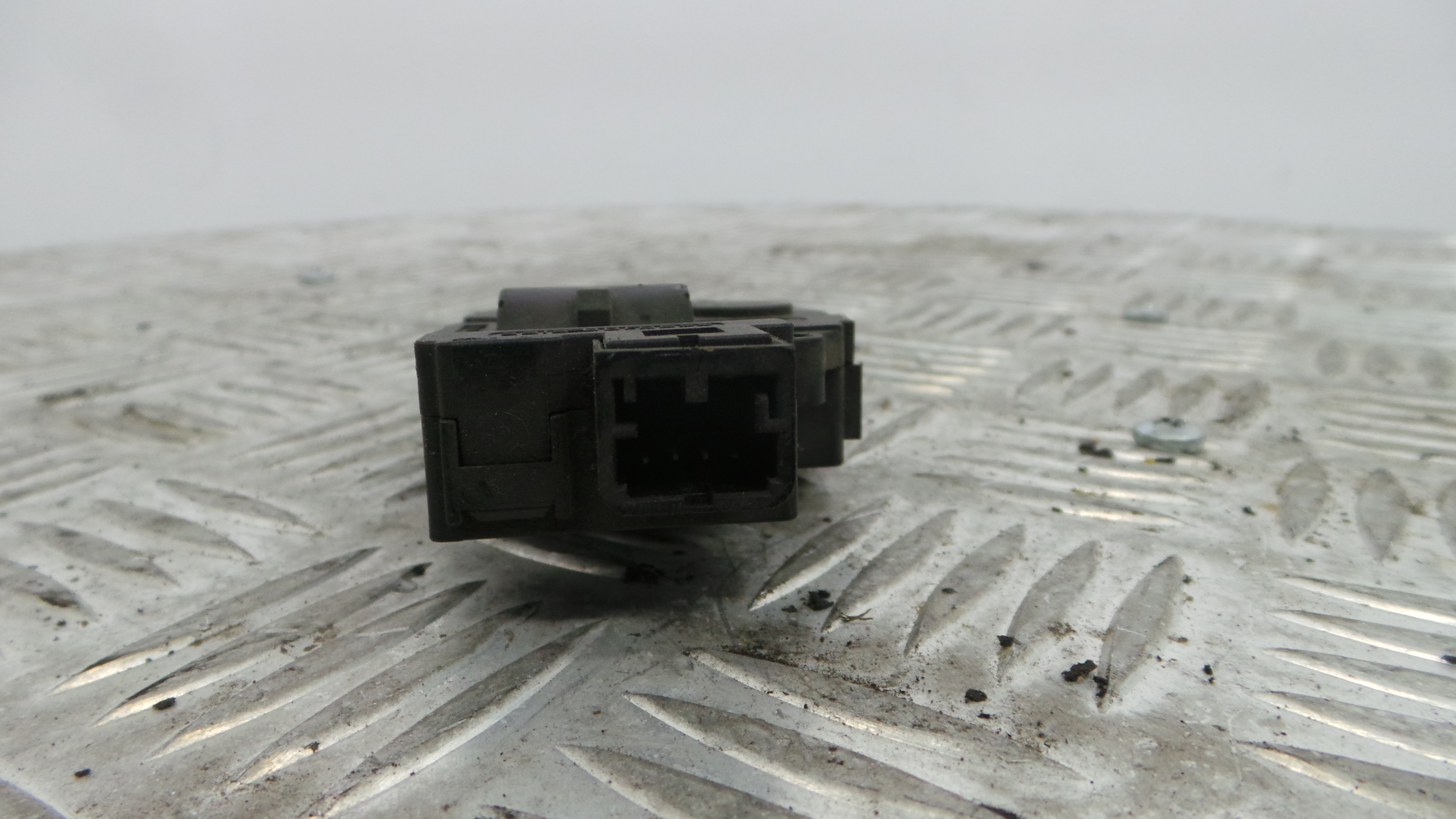 Atuador do Circuito de Ar  EFB331 - BMW 1 (E87)-33192684