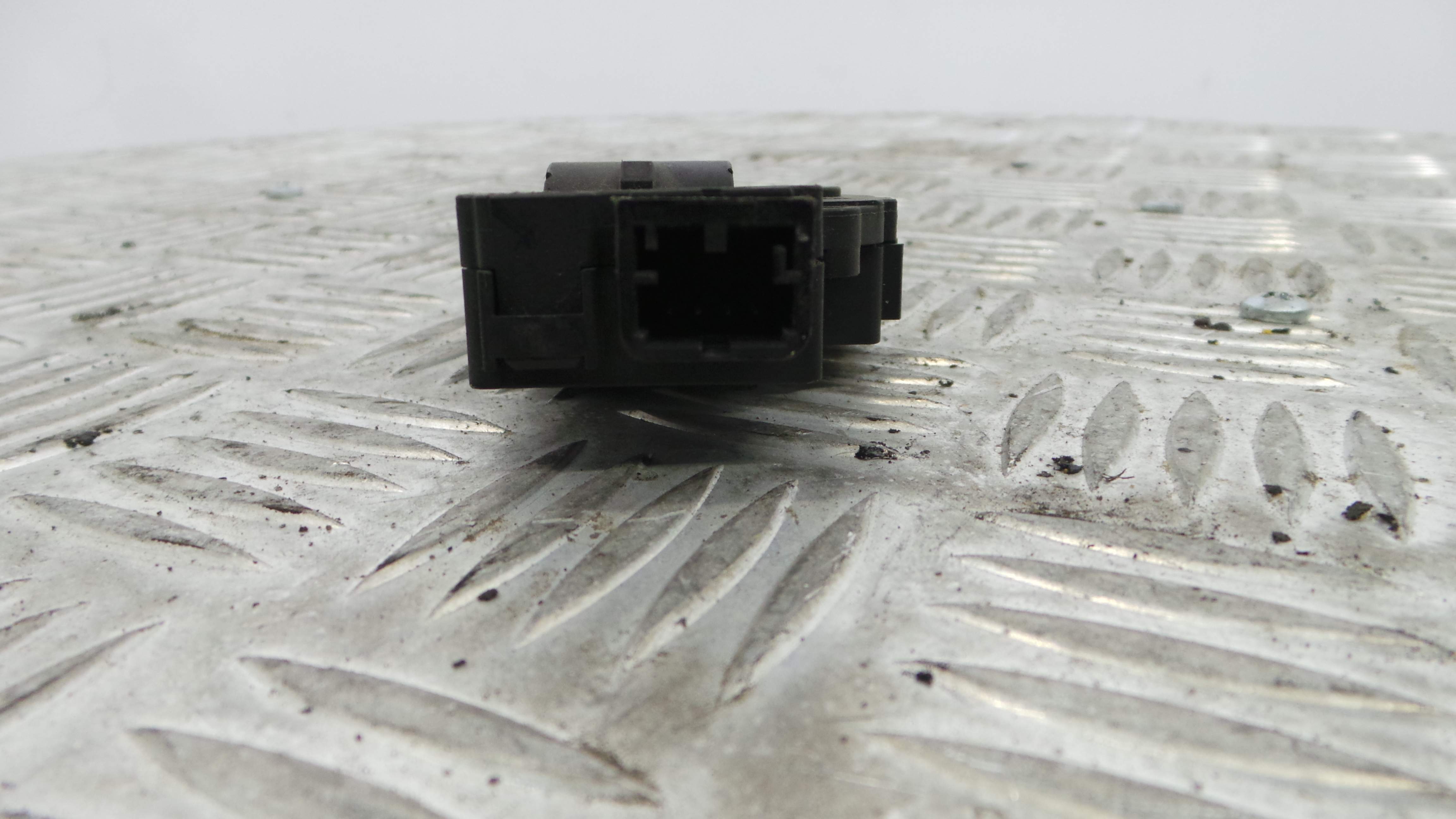 Atuador do Circuito de Ar EFB331 - BMW 1 (E87)-33192688