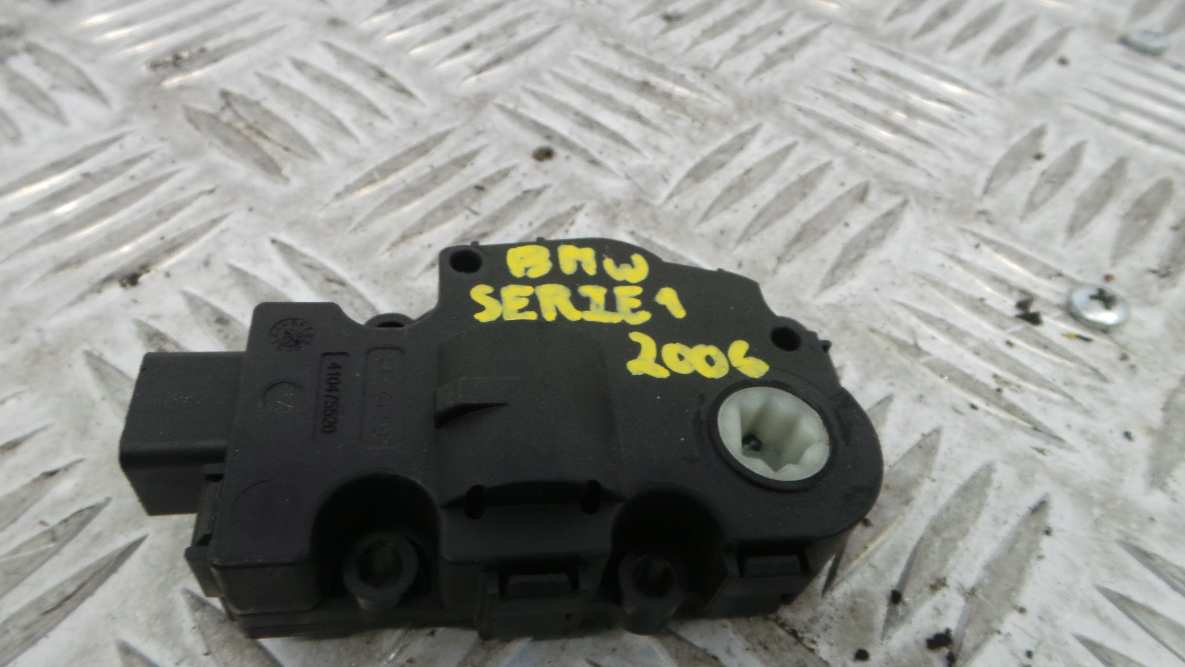 Atuador do Circuito de Ar EFB331 - BMW 1 (E87)-33192692 Atuador do Circuito de Ar EFB331 - BMW 1 (E87)-33192692