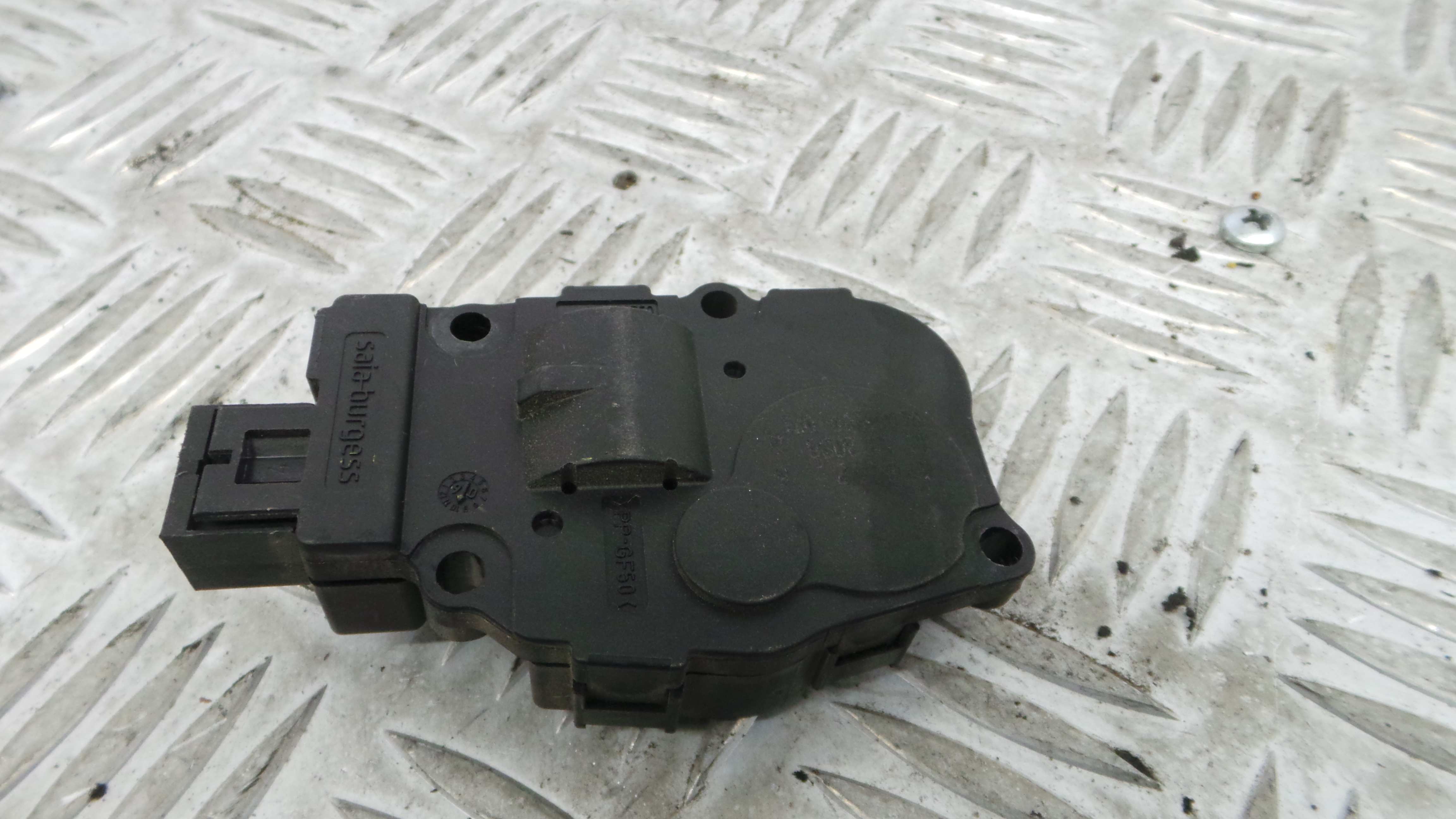 Atuador do Circuito de Ar  EFB332 - BMW 1 (E87)-33192700