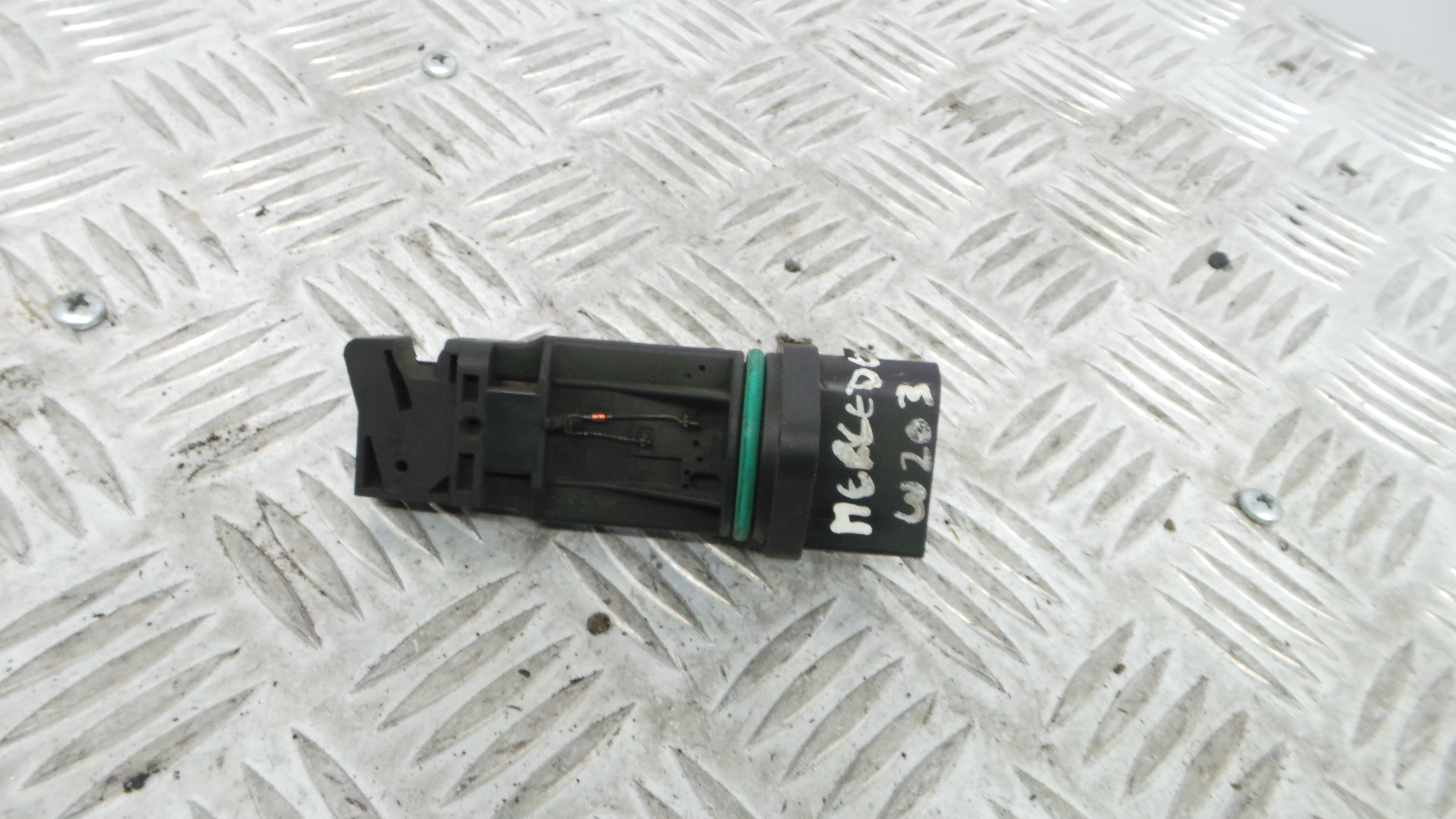 Medidor De Massa De Ar F00C2G2068 - MERCEDES-BENZ C-CLASS (W203)-33192707