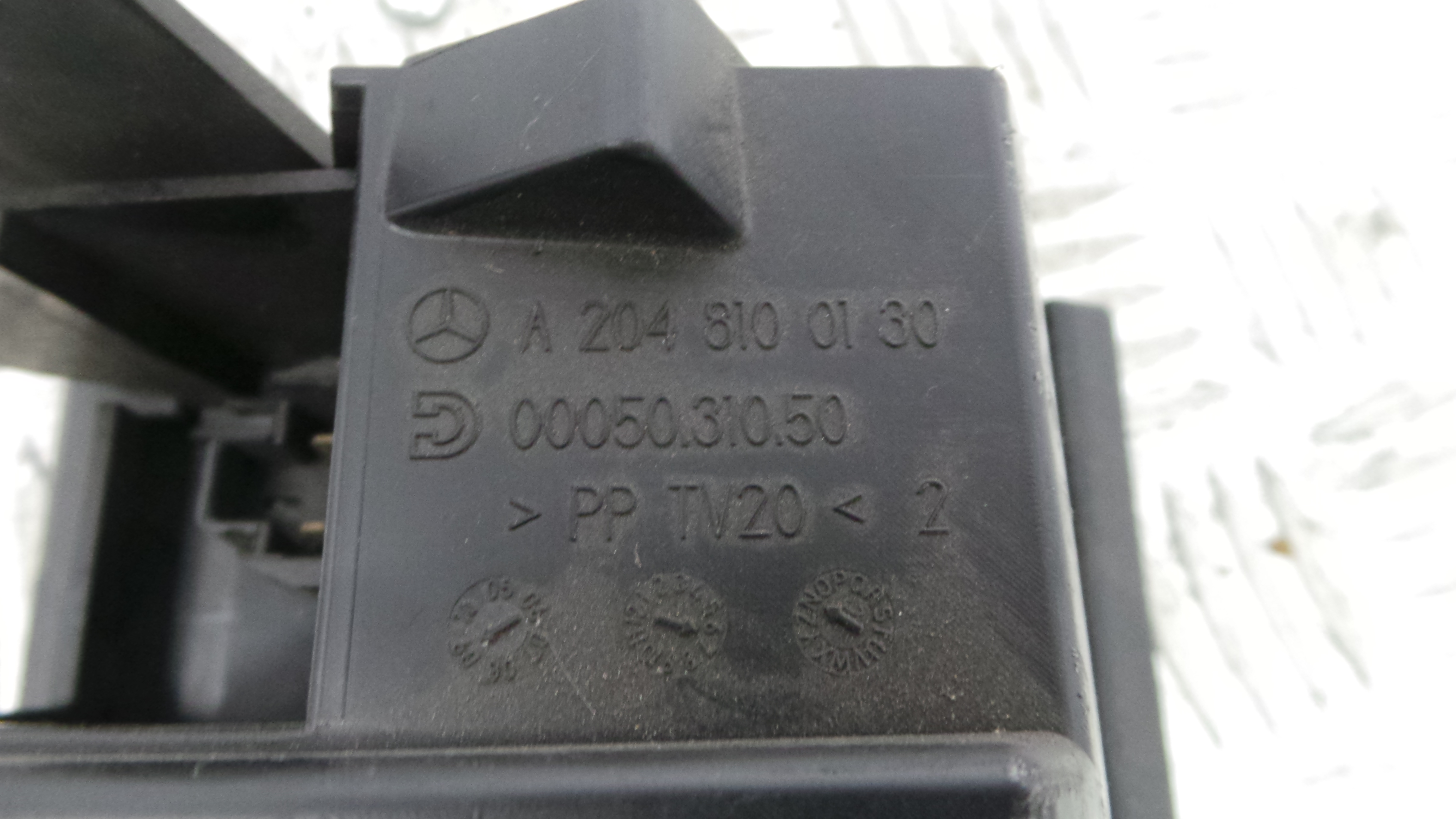 Cinzeiro A2048100130 - MERCEDES-BENZ C-CLASS (W204)-33193425