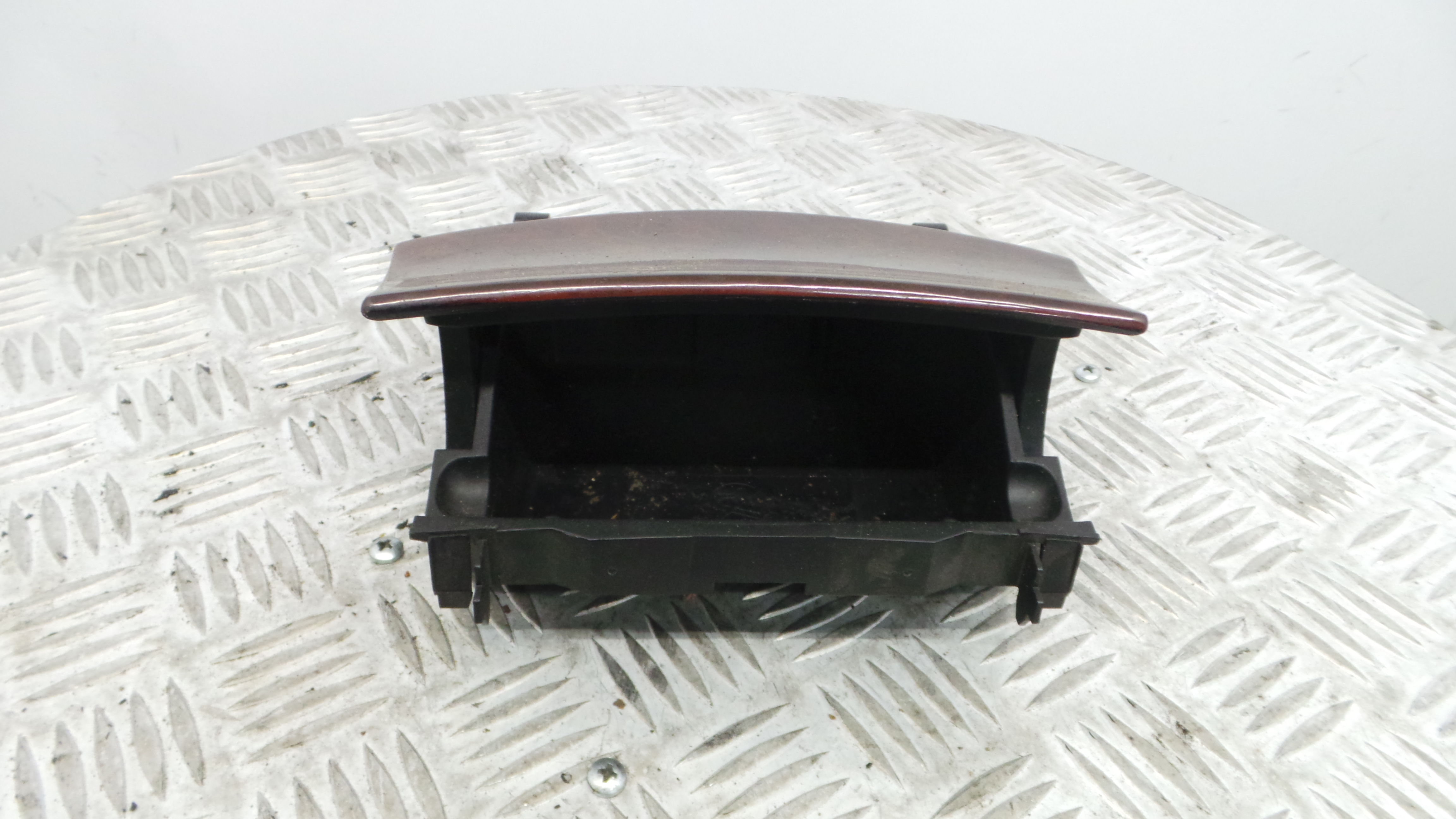 Cinzeiro A2036800852 - MERCEDES-BENZ C-CLASS (W203)-33193429