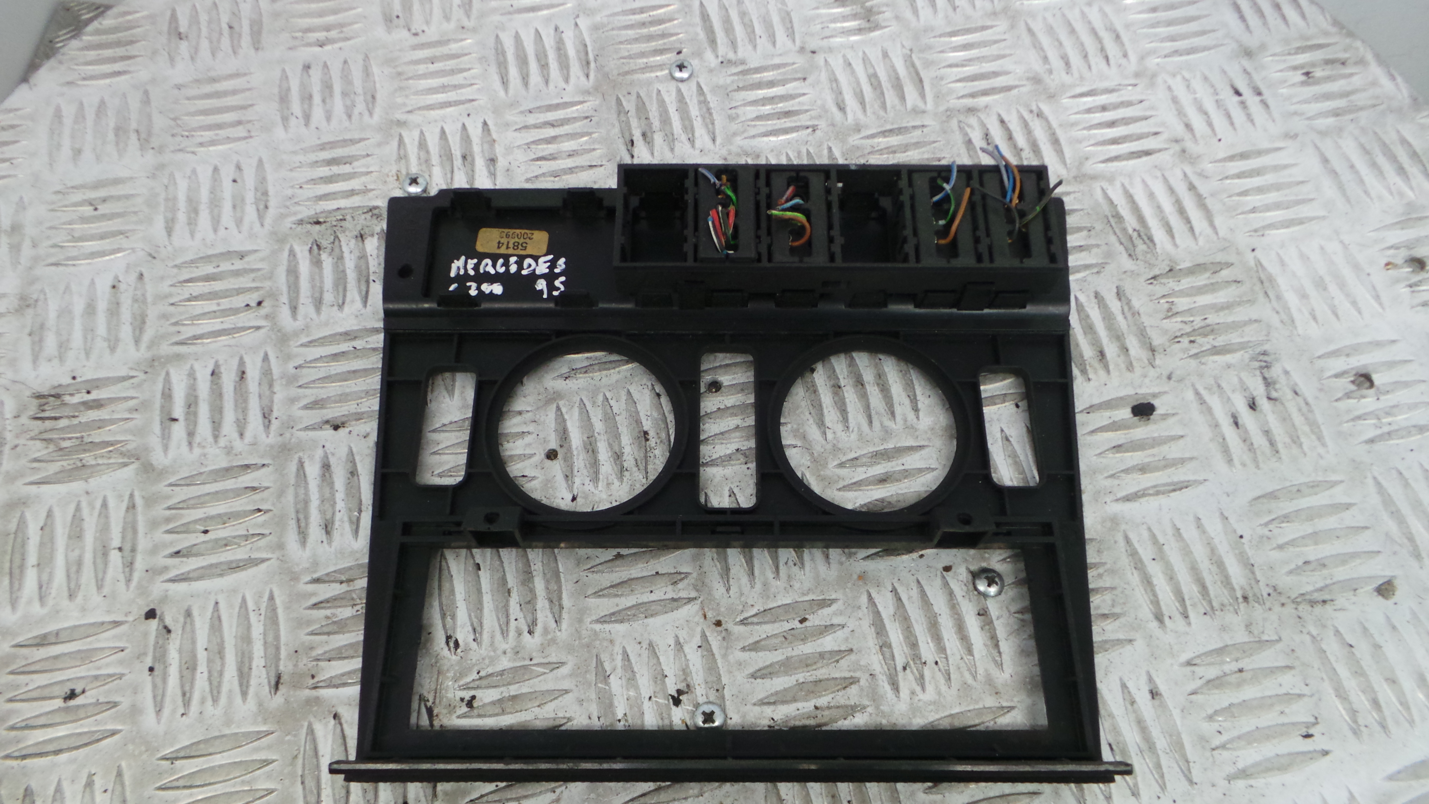 Consola central Tablier  2026830100 - MERCEDES-BENZ C-CLASS (W202)-33193491