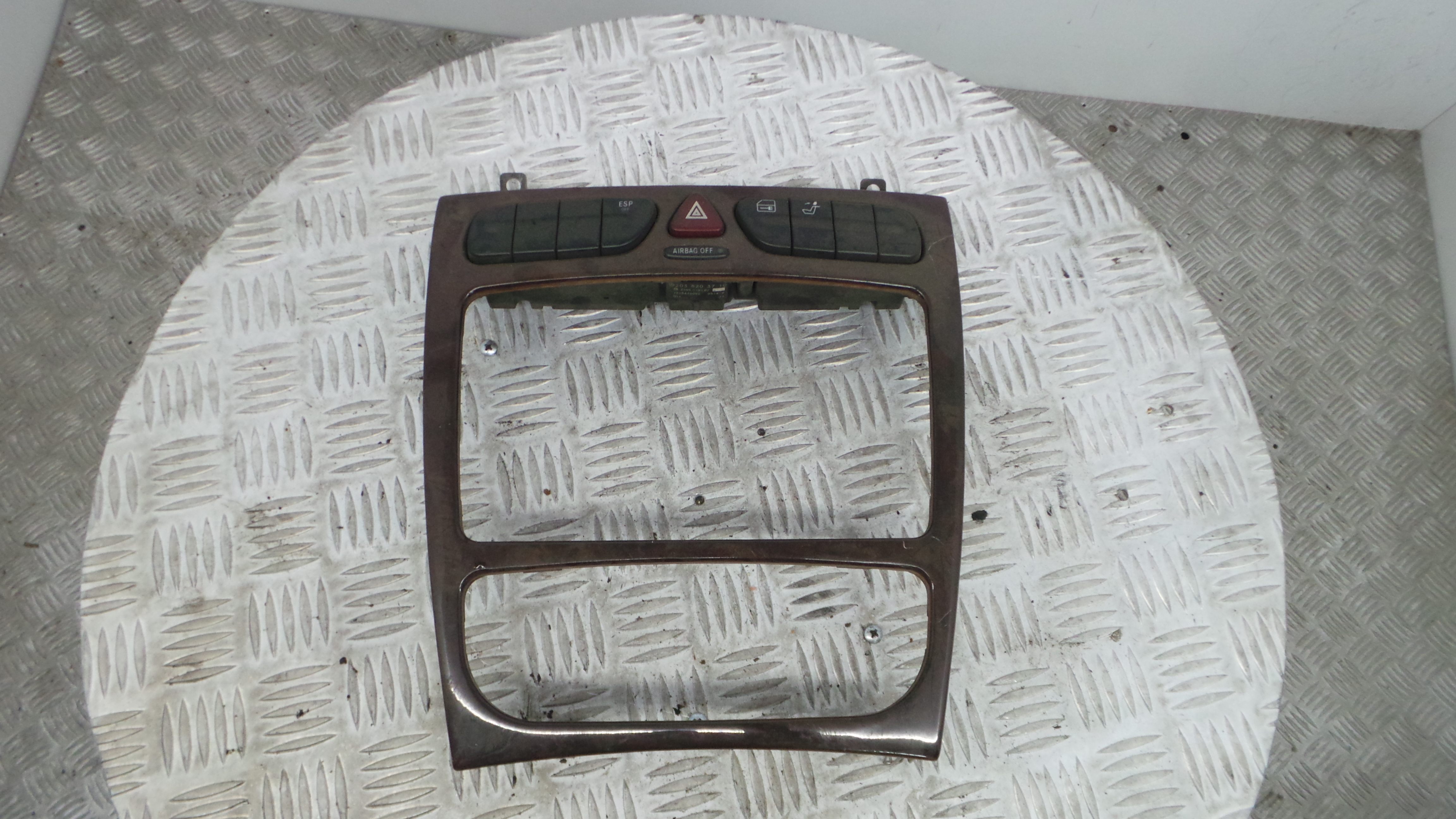 Consola central Tablier  A2036804639 - MERCEDES-BENZ C-CLASS (W203)-33193498