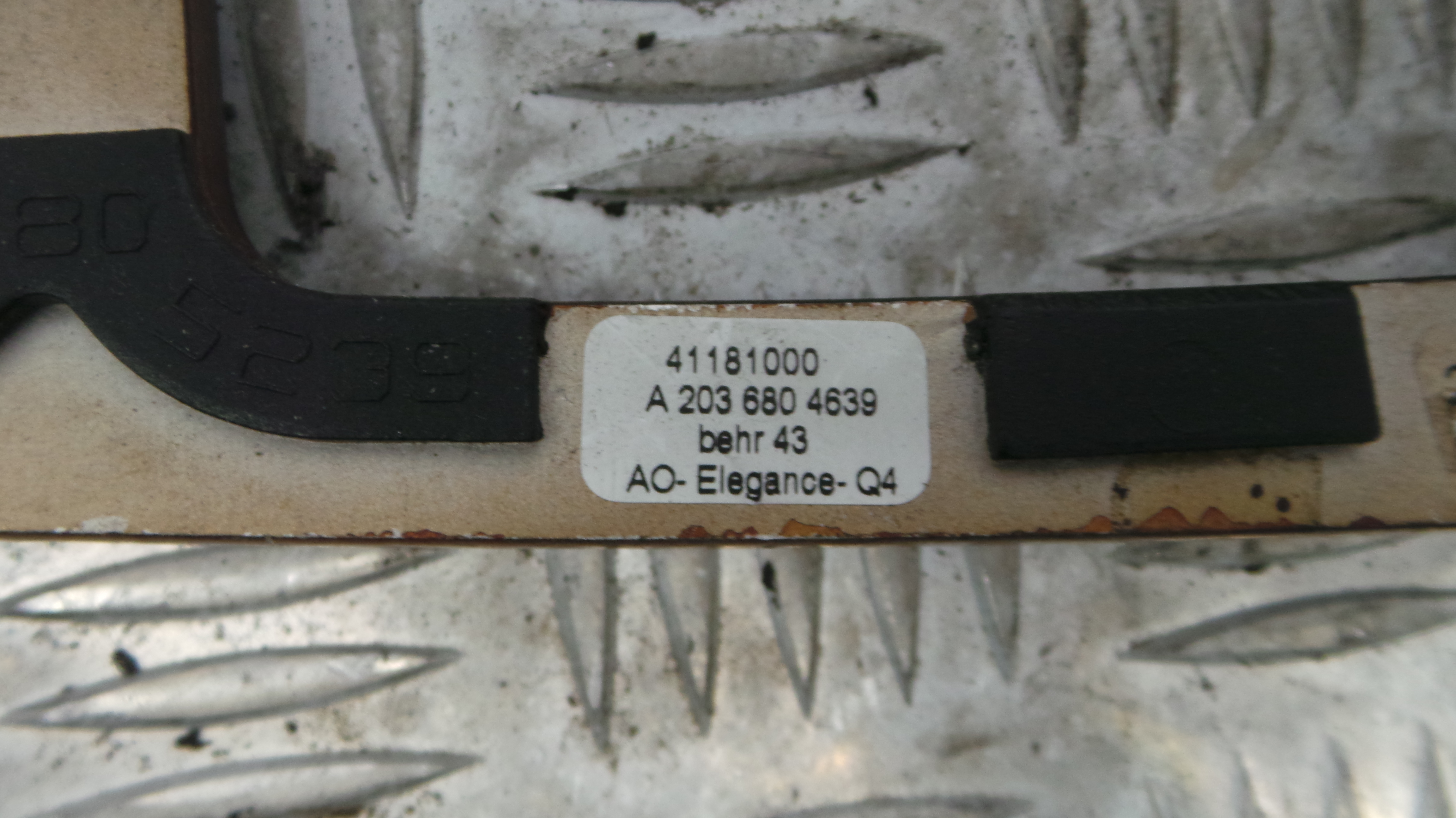 Consola central Tablier A2036804639 - MERCEDES-BENZ C-CLASS (W203)-33193498