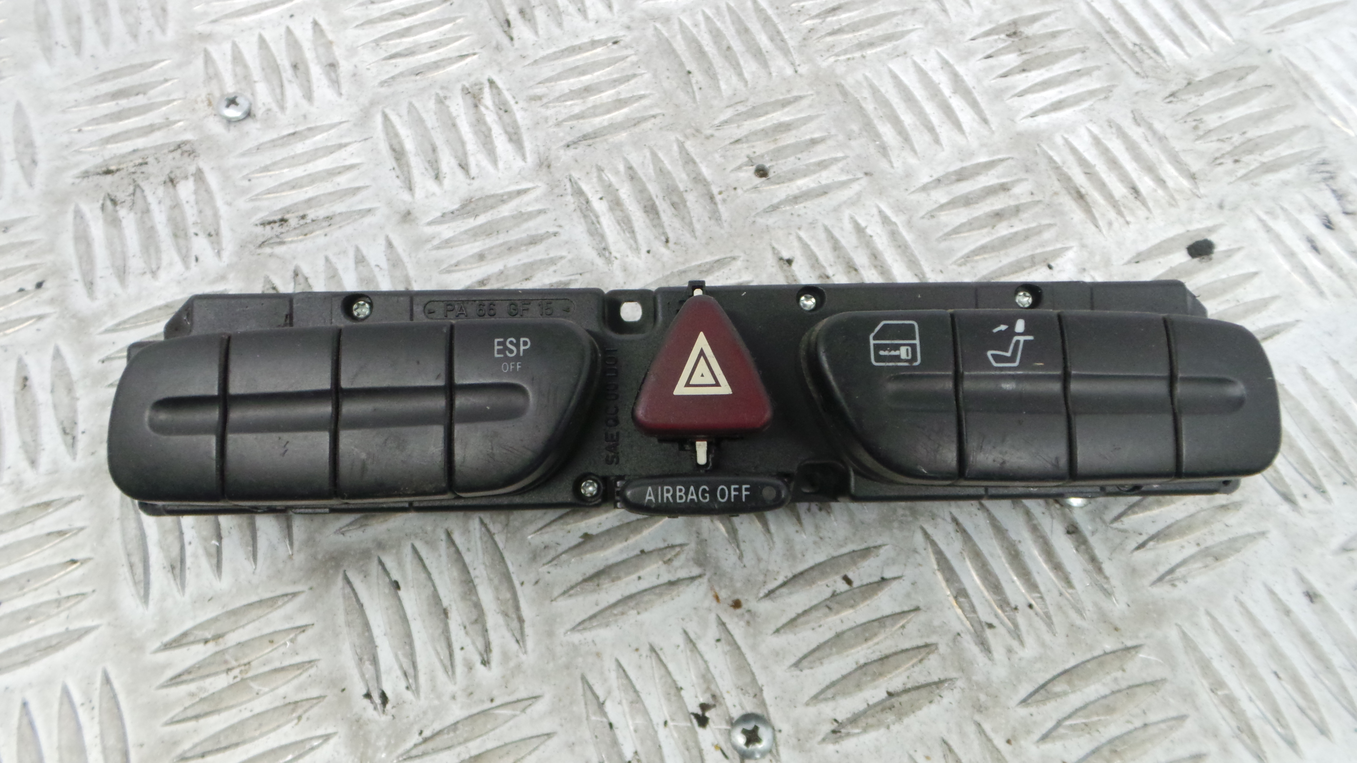 warning 4 piscas 2038214658 - MERCEDES-BENZ C-CLASS (W203)-33193539 warning 4 piscas 2038214658 - MERCEDES-BENZ C-CLASS (W203)-33193539