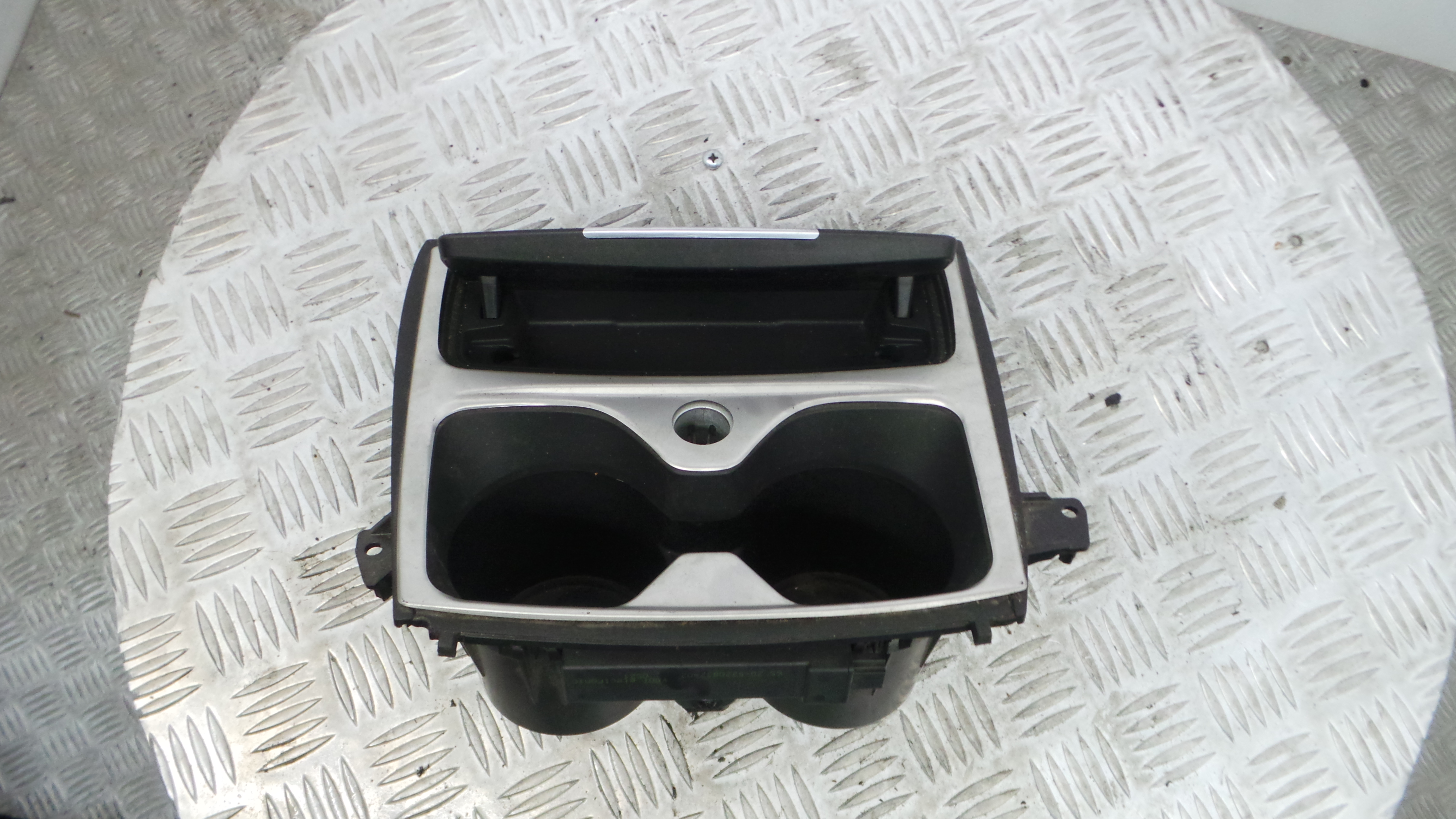 Cinzeiro 51.16-9207320 - BMW 1 (F20), 1 Sports Hatch (F20)-33193588