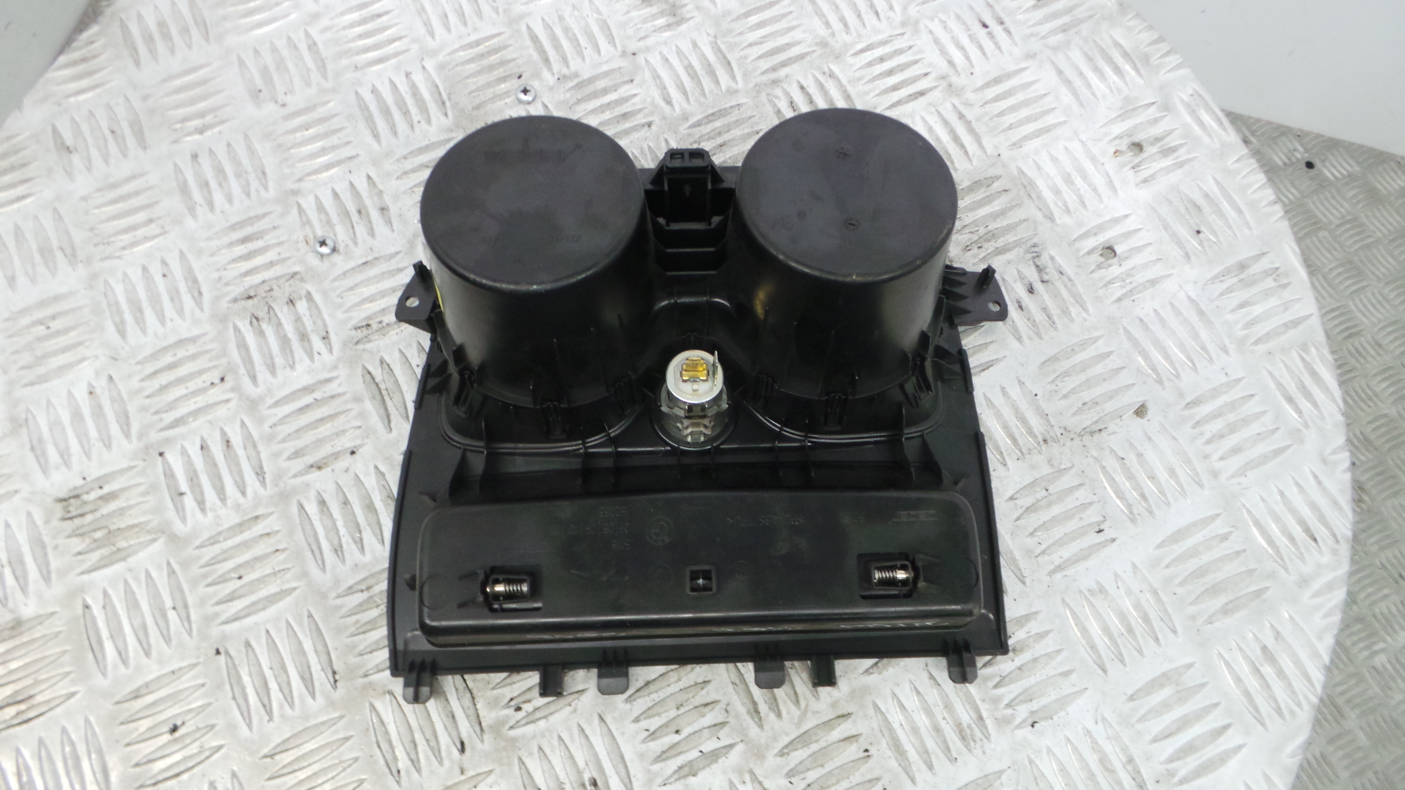 Cinzeiro 51.16-9207320 - BMW 1 (F20), 1 Sports Hatch (F20)-33193588