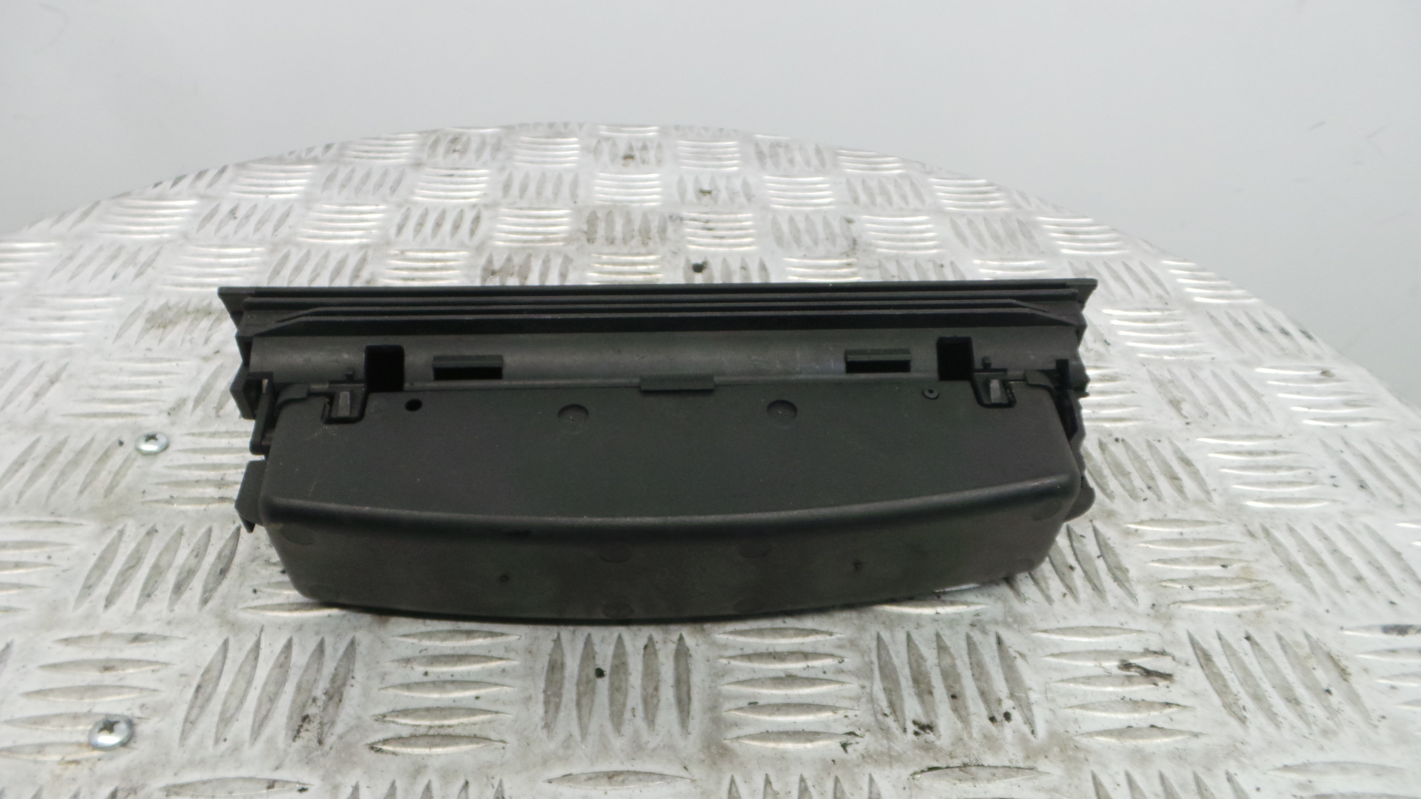 Porta Luvas 51.16-8202188 - BMW 3 (E46)-33193610