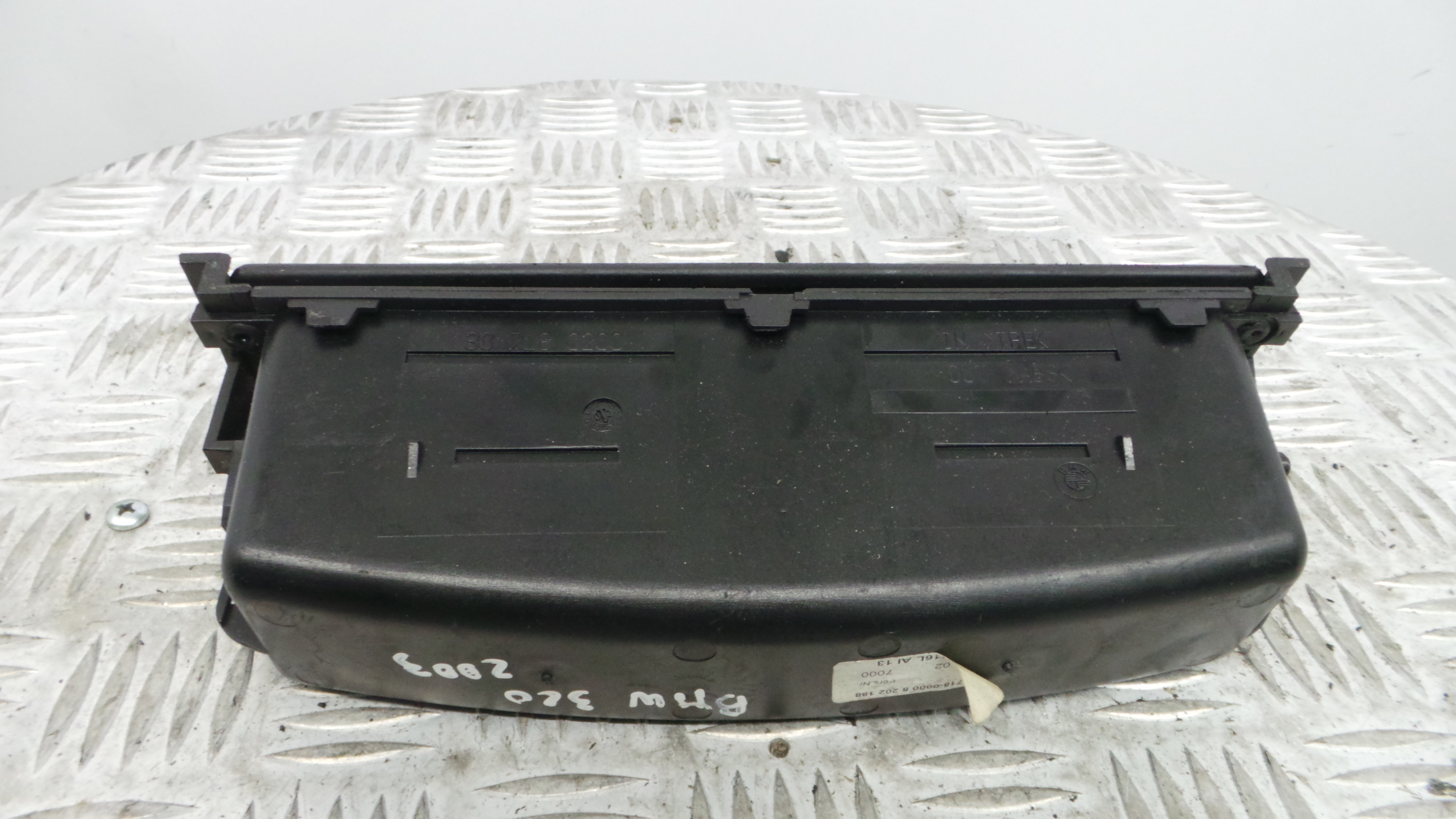 Porta Luvas 51.16-8202188 - BMW 3 (E46)-33193617