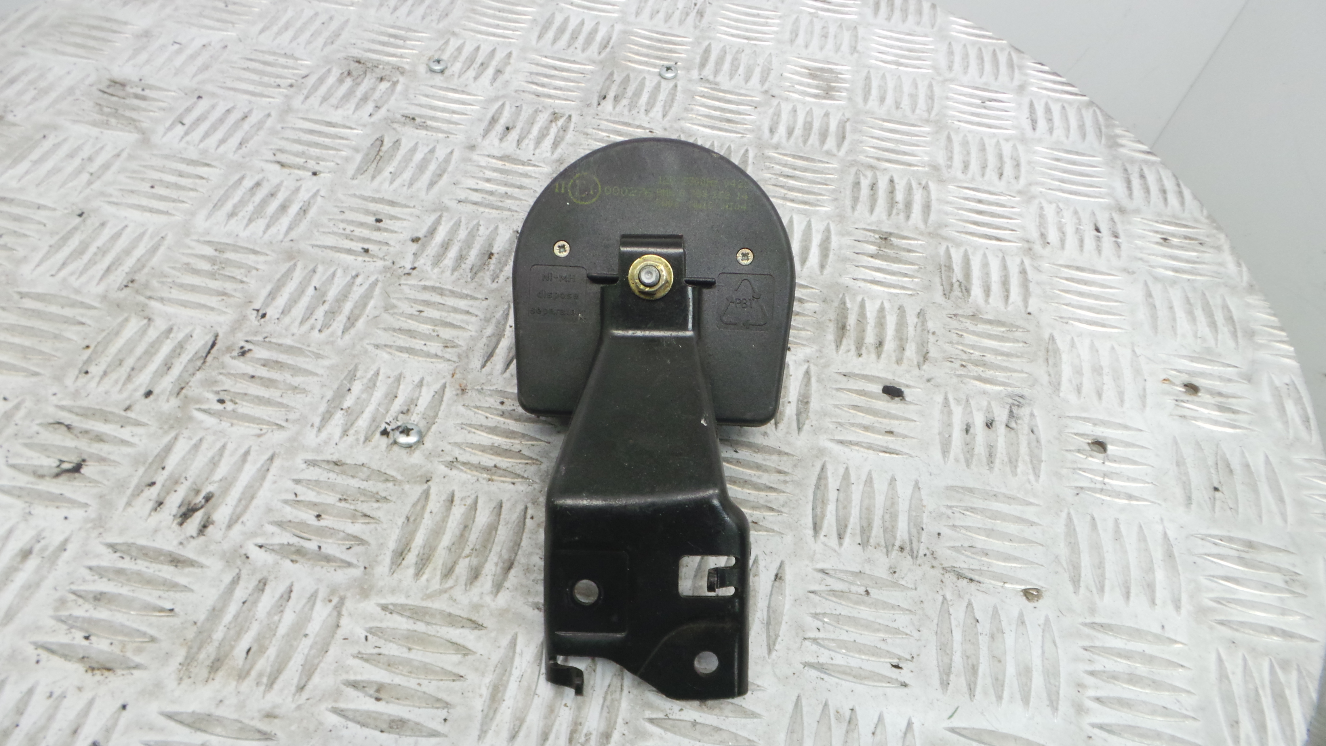 Buzina 838315214 - BMW 3 (E46)-33193793