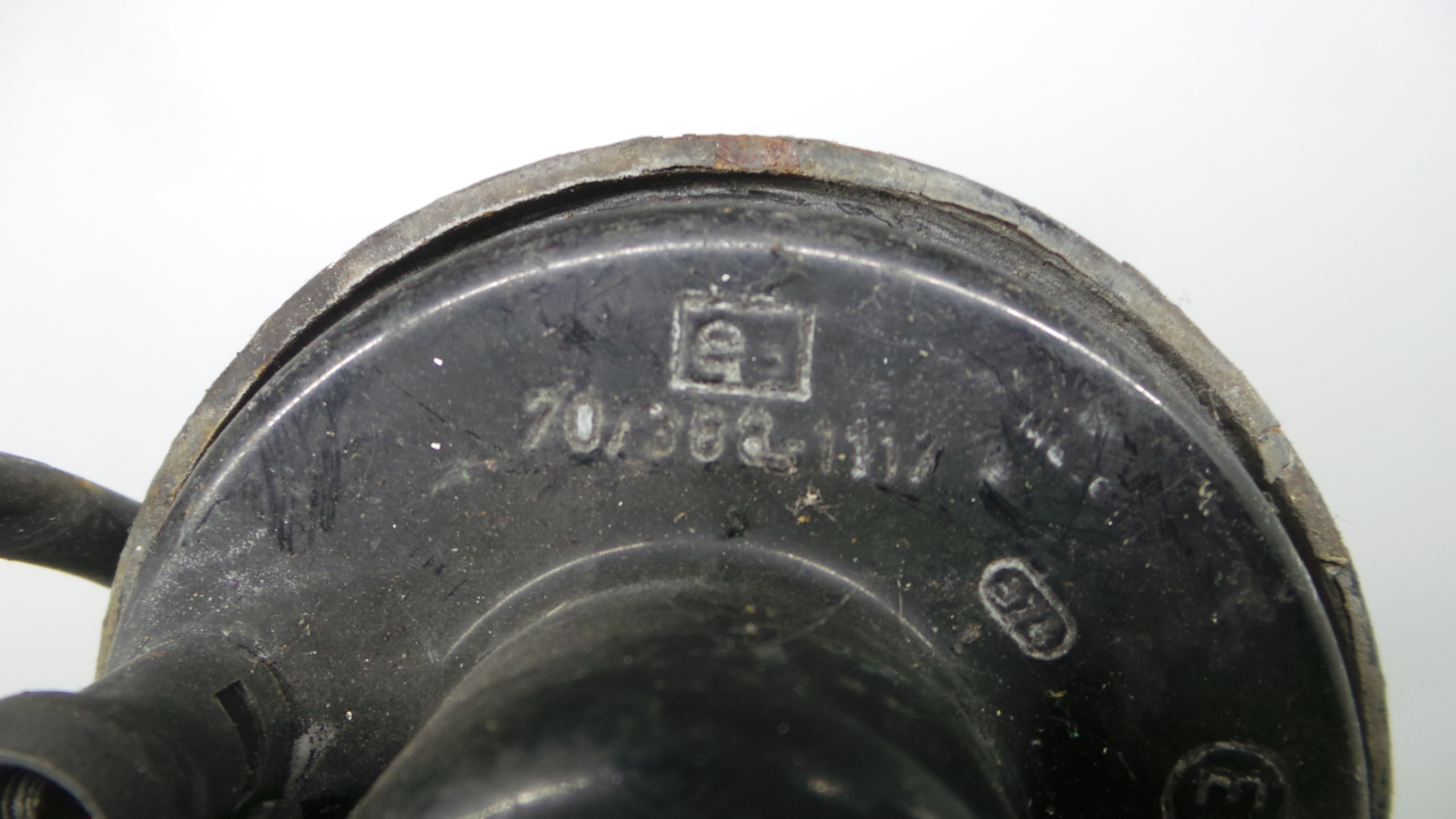 Buzina 70/388111 - MERCEDES-BENZ 190 (W201)-33193802