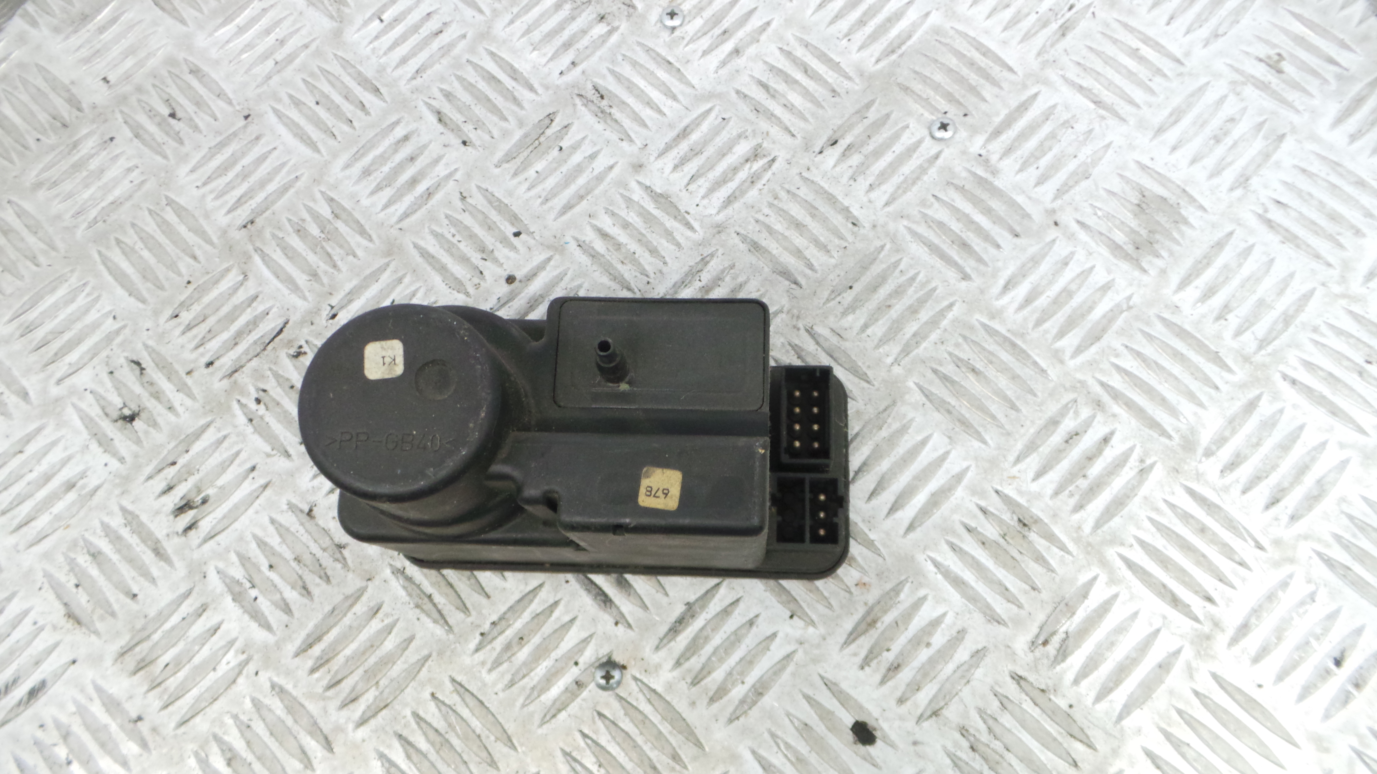 Bomba Fecho Central  2028001948 - MERCEDES-BENZ C-CLASS (W202)-33193829