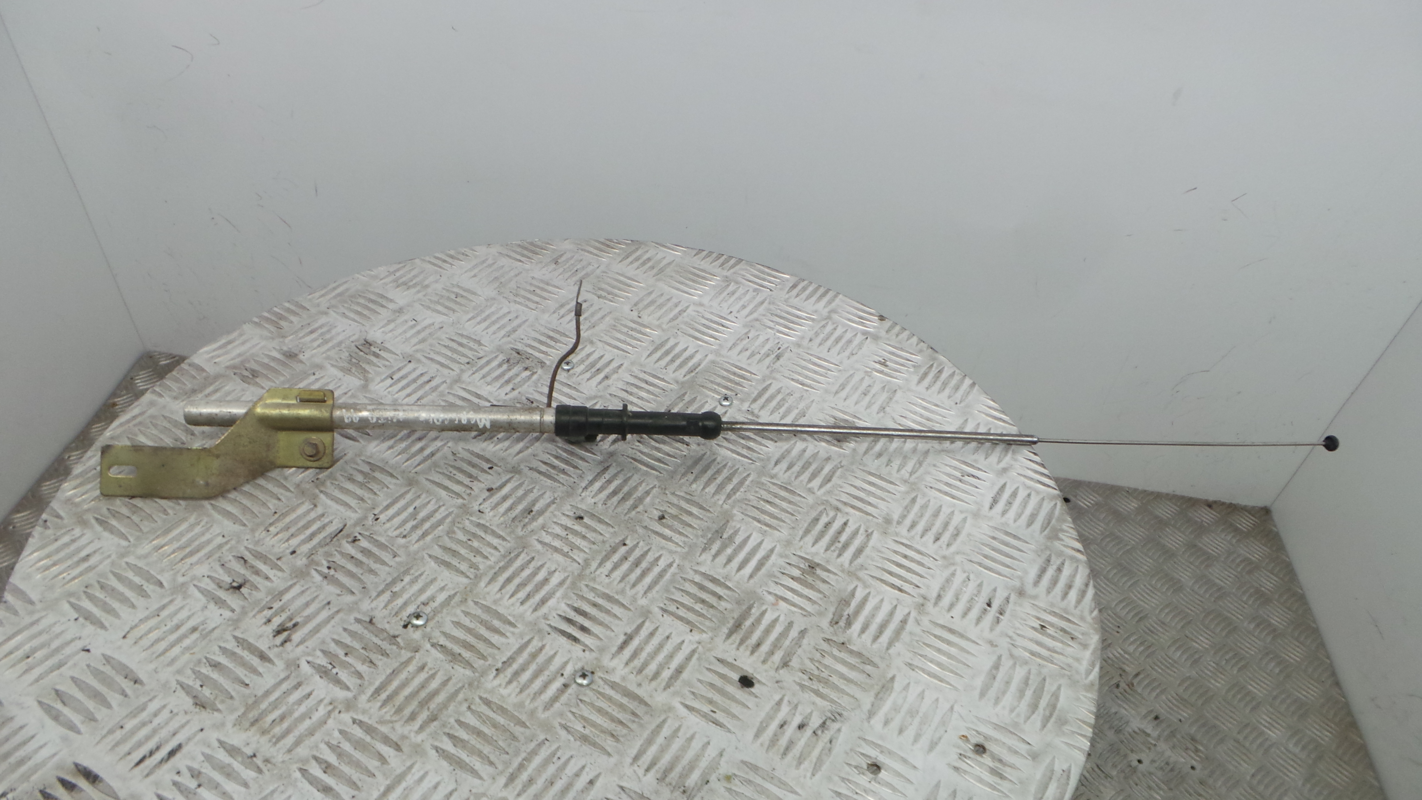 Antena 823024 - MERCEDES-BENZ VITO Caixa (W638)-33193847