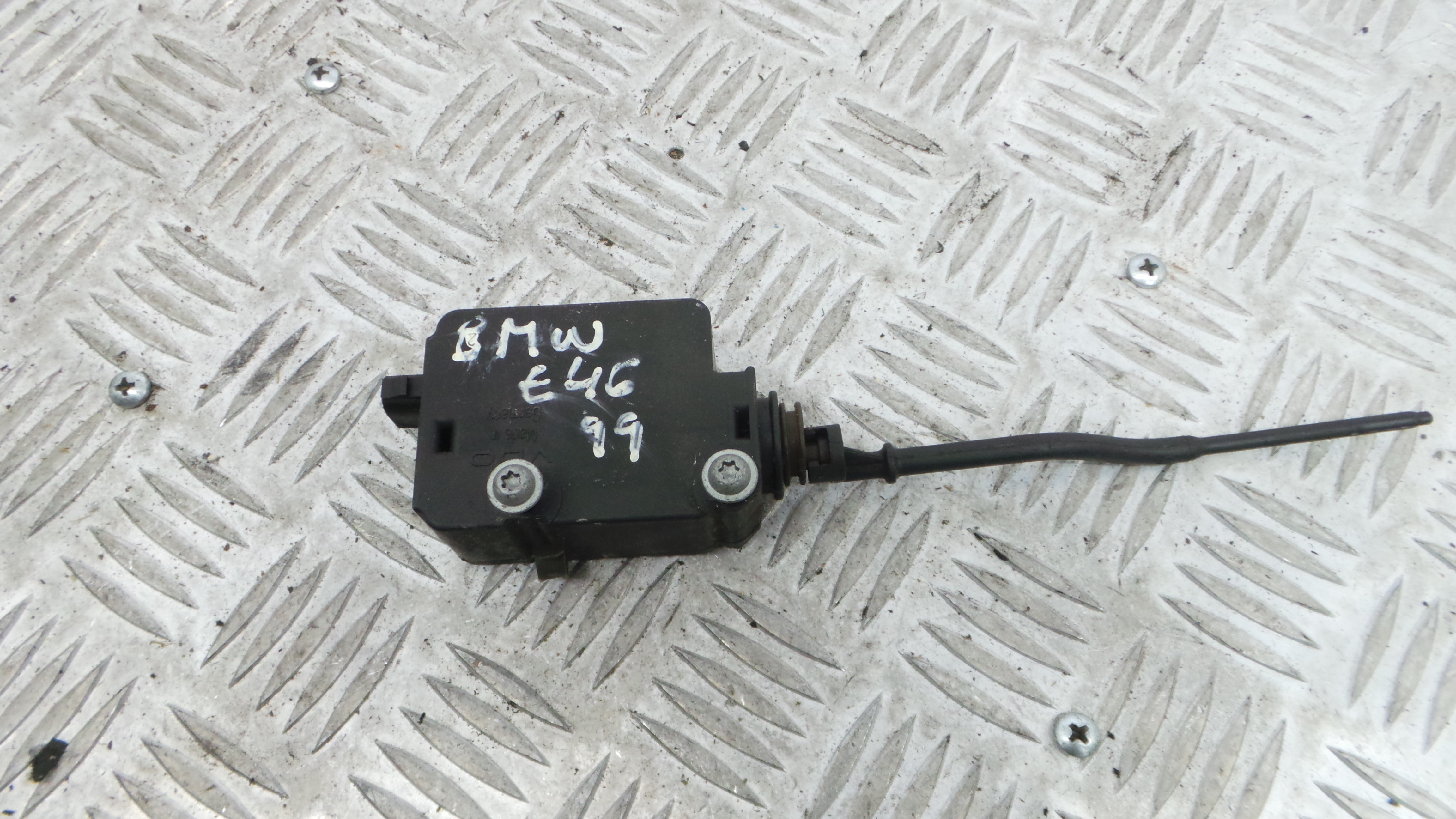 Pistola Deposito Combustivel 67.11-8372240 - BMW 3 (E46)-33193916