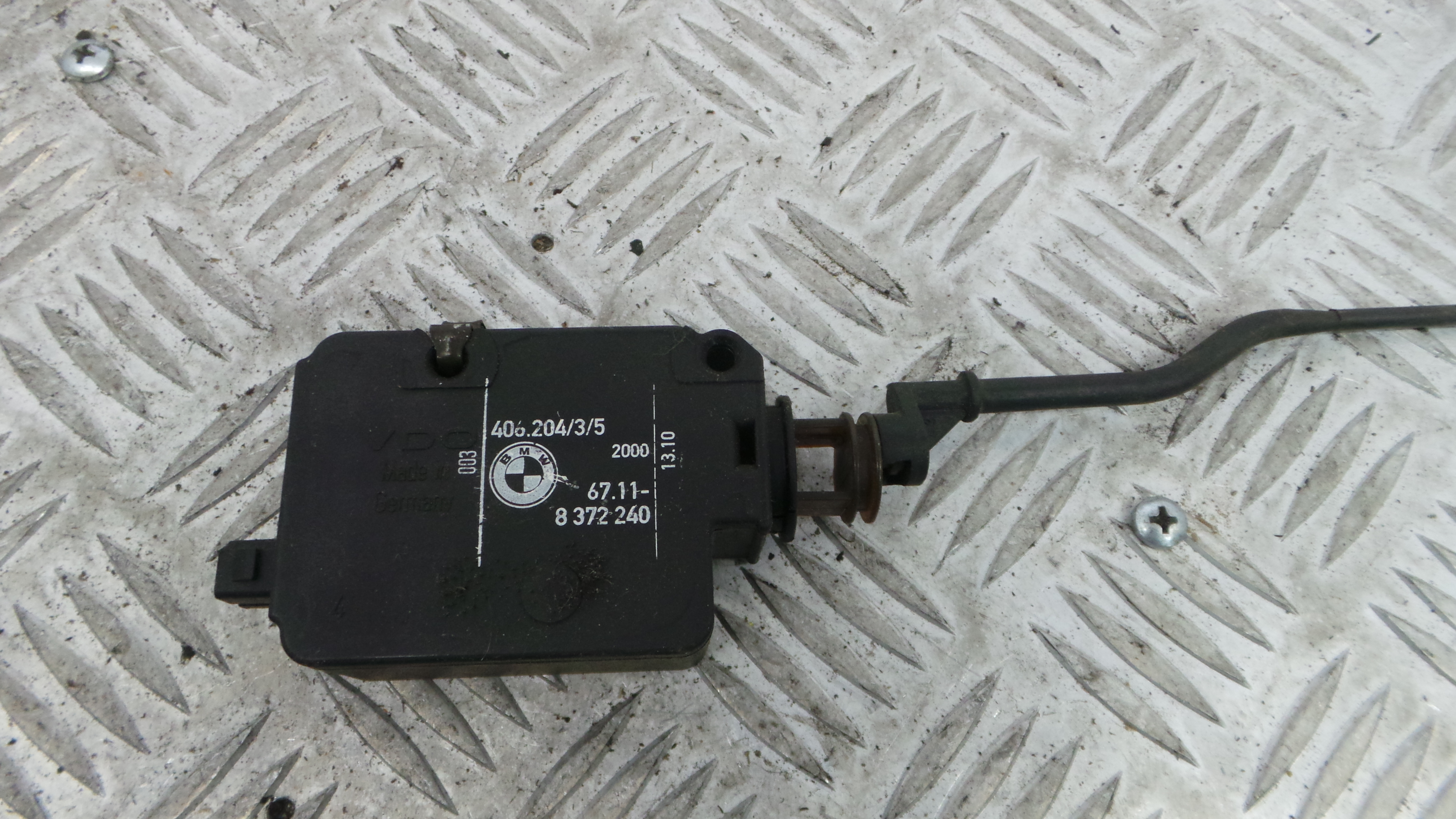 Pistola Deposito Combustivel 67.11-8372240 - BMW 3 (E46)-33193925