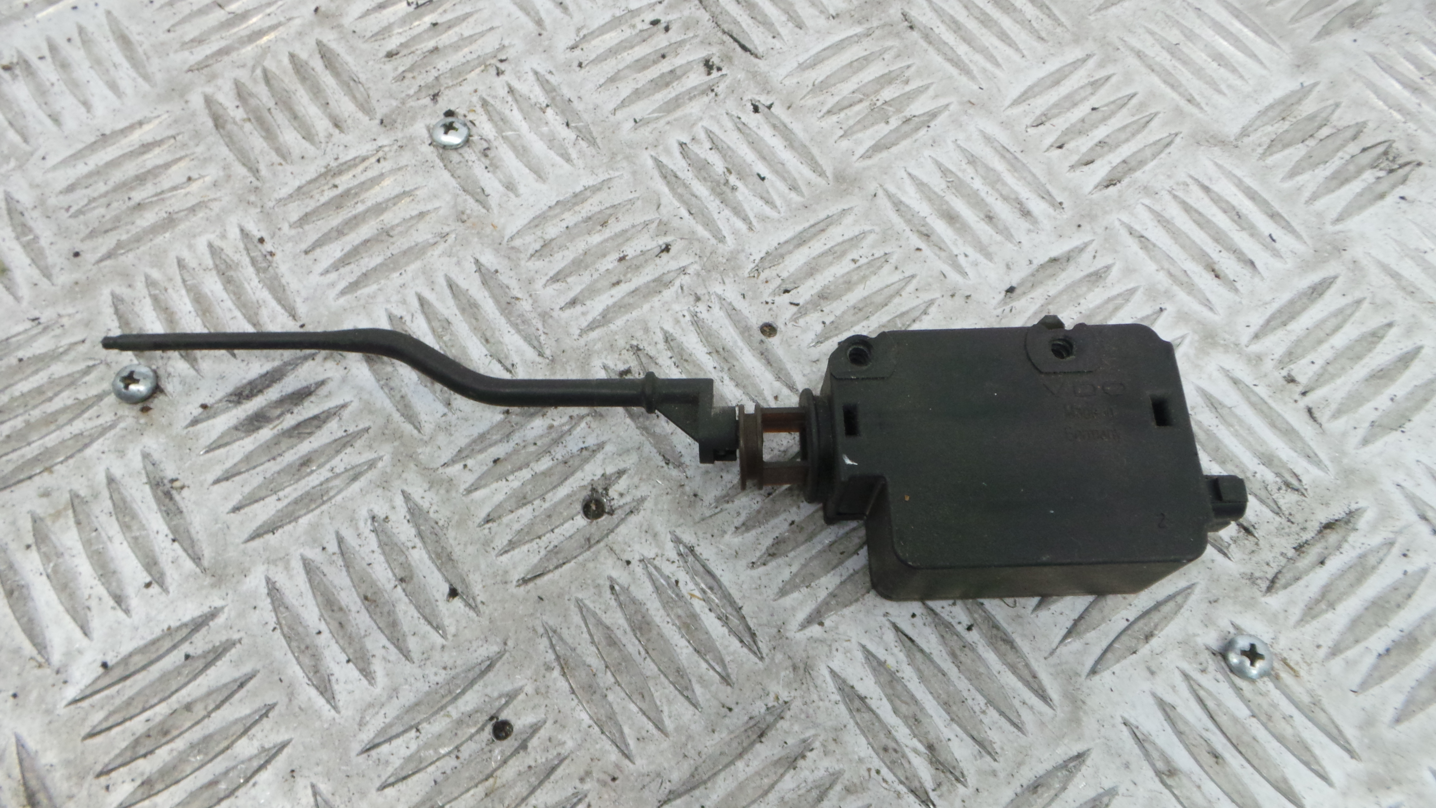 Pistola Deposito Combustivel 67.11-8372240 - BMW 3 (E46)-33193925