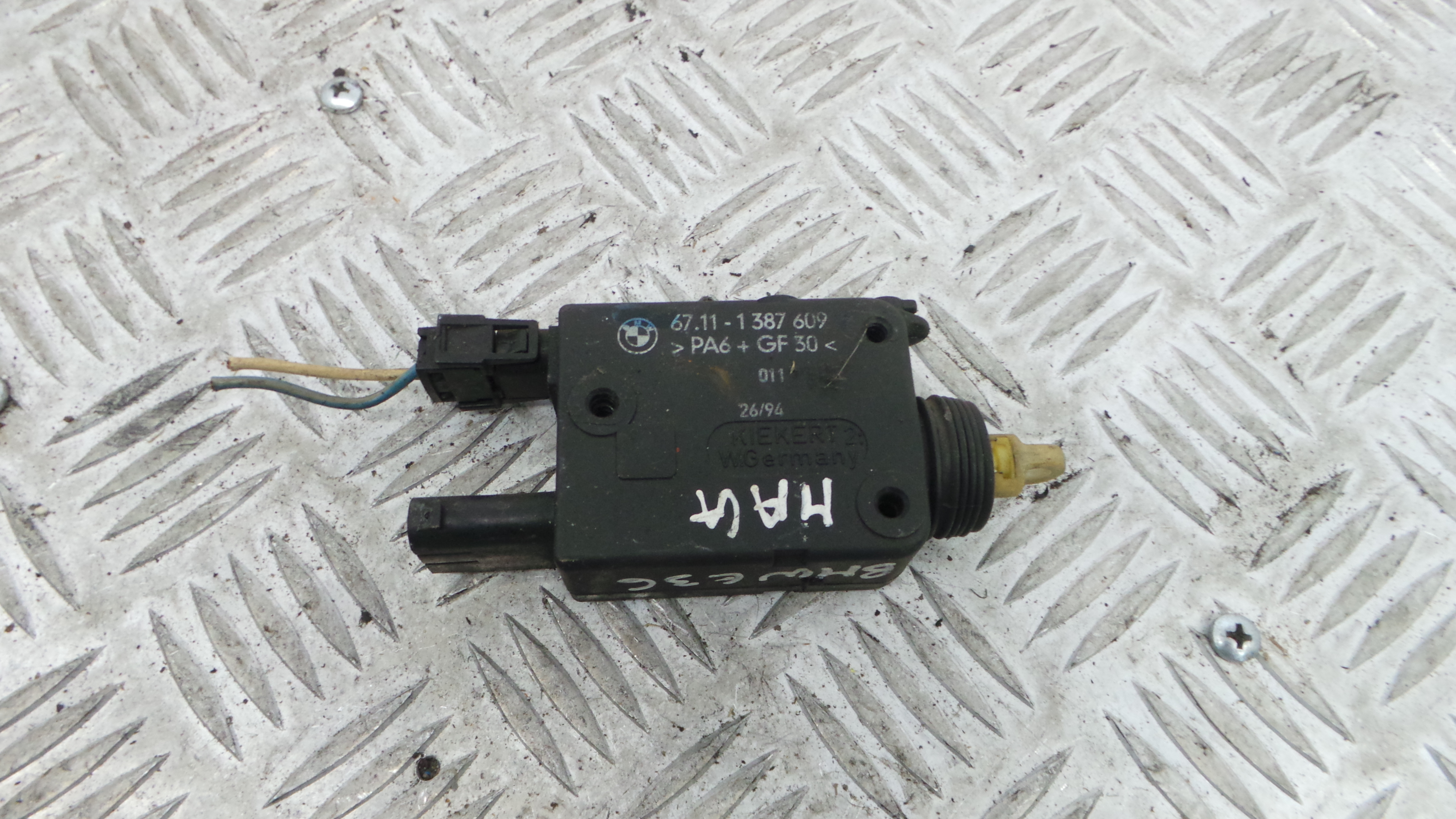 Fecho Mala  67.11-1387609 - BMW 3 (E36)-33193928