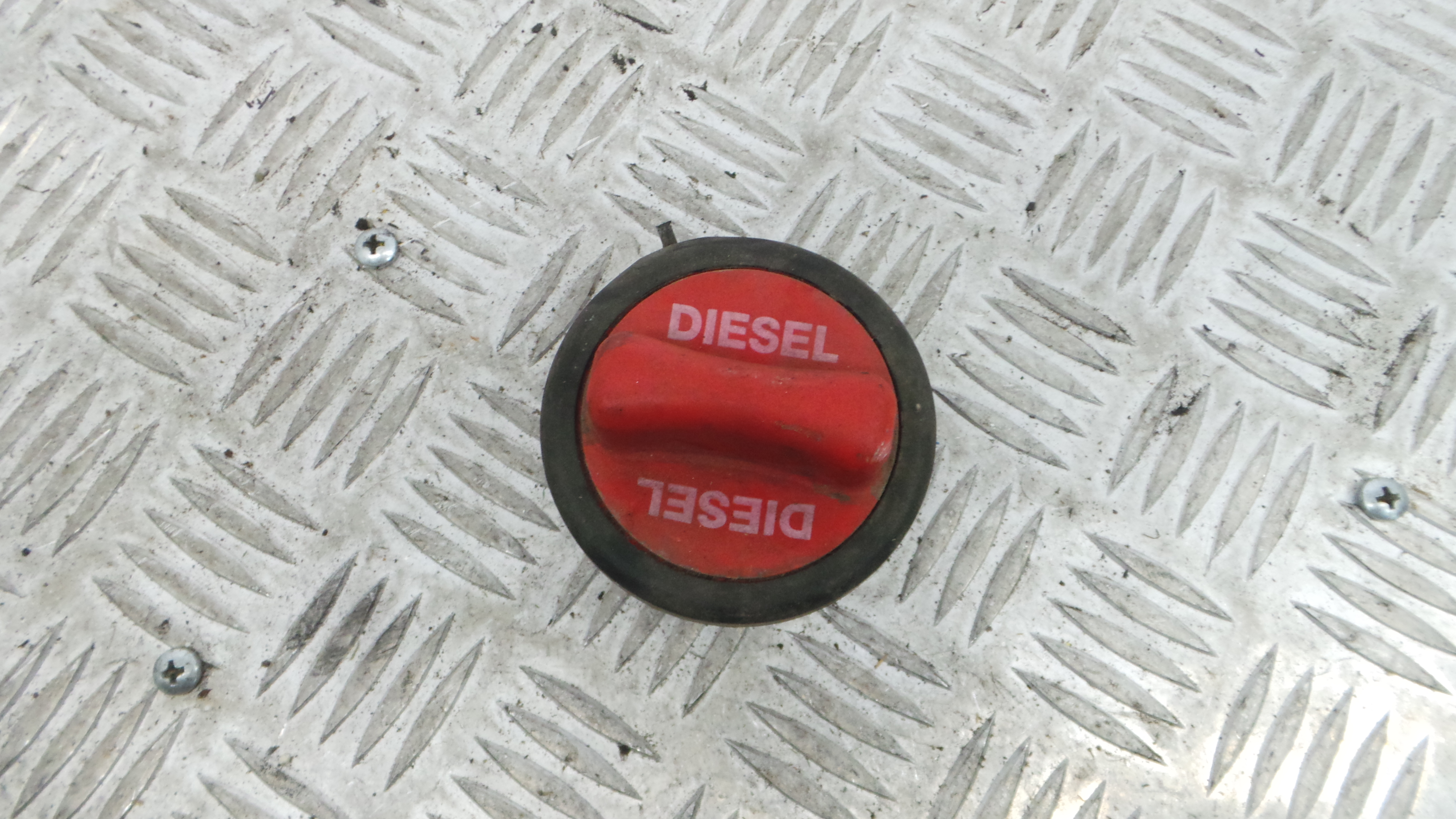 Tampão de Combustivel  A220470705 - MERCEDES-BENZ C-CLASS (W204)-33193936