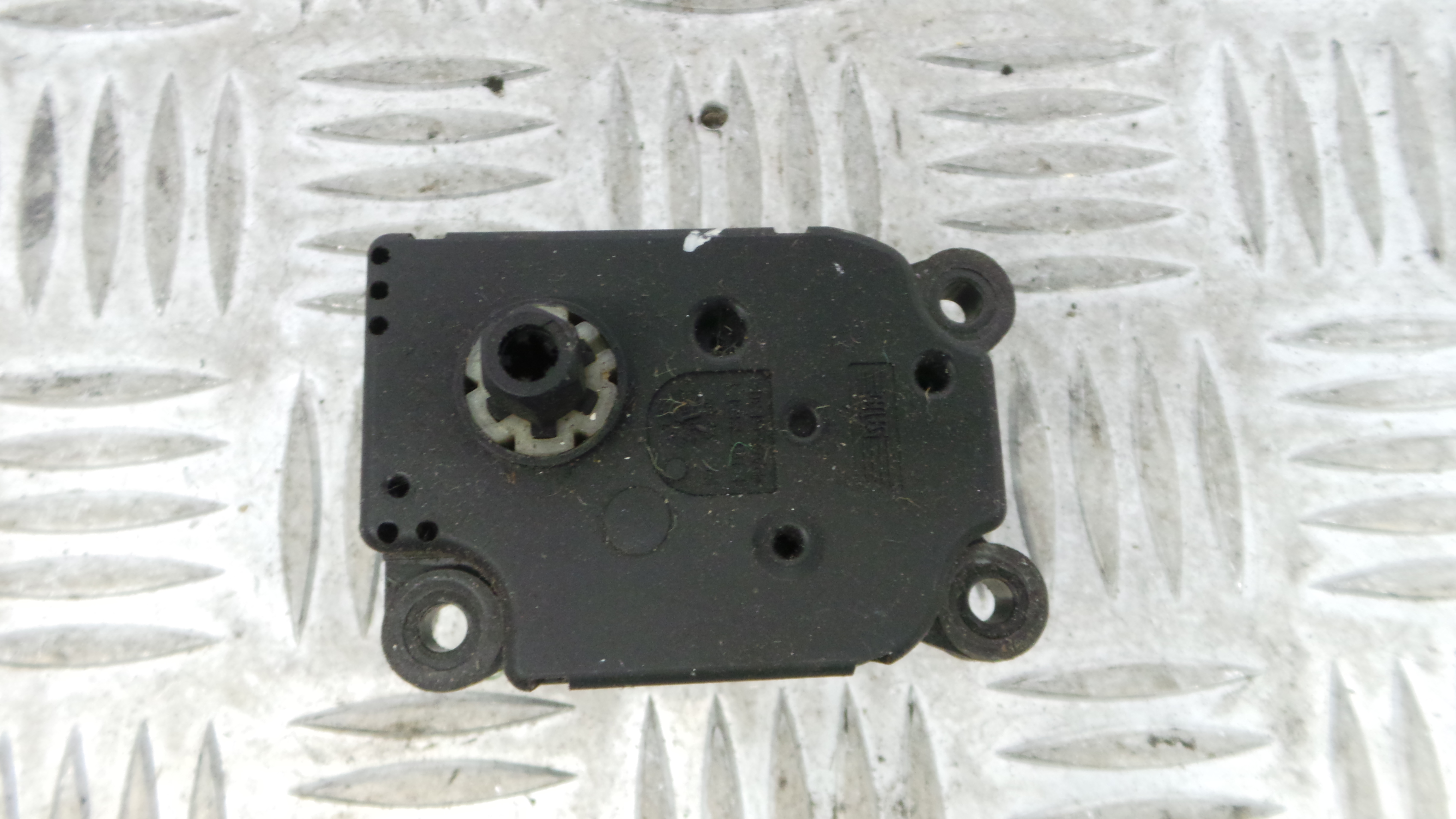 Atuador do Circuito de Ar  CZ113930-072 - BMW 1 (E87)-33194630