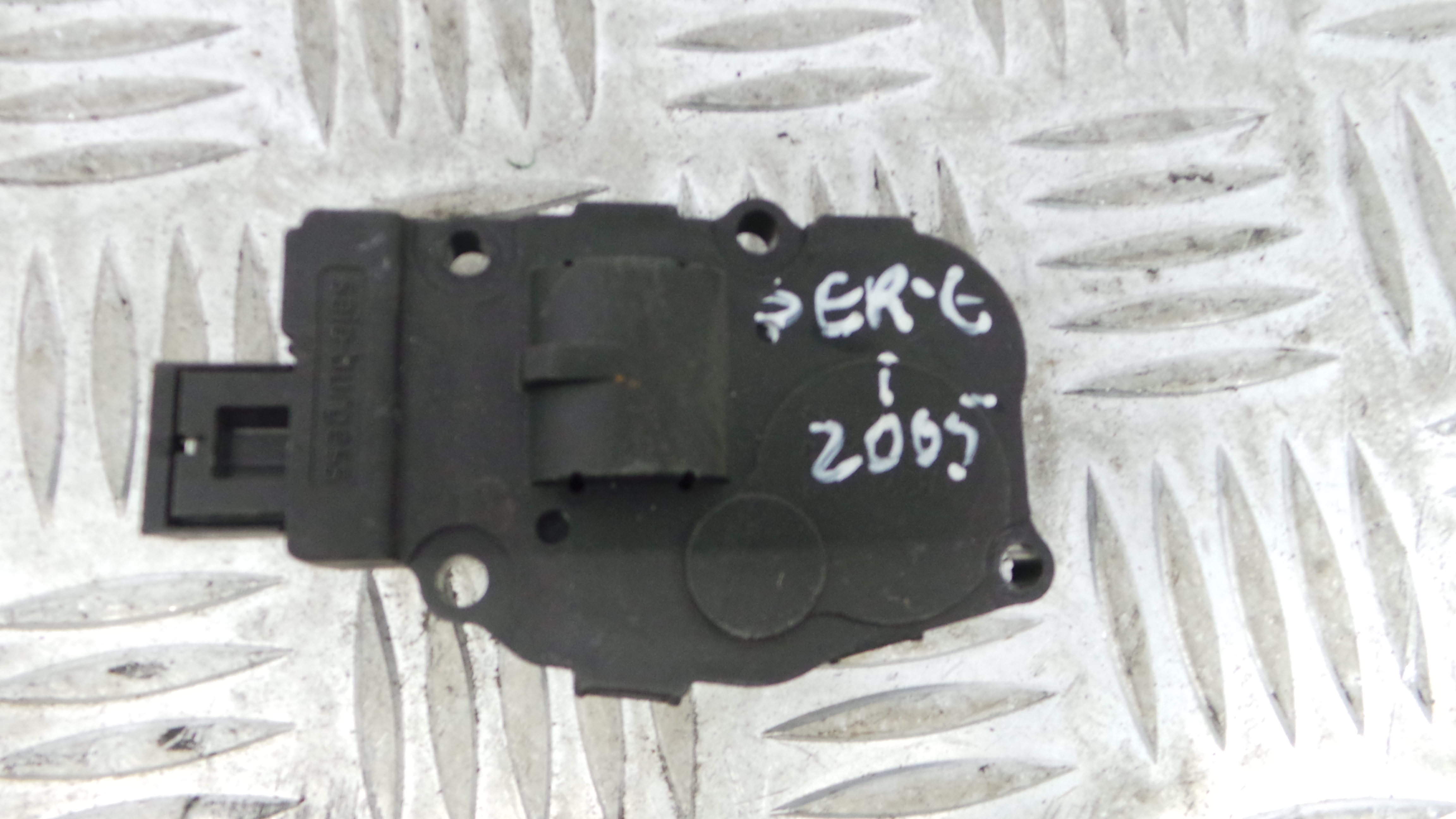 Atuador do Circuito de Ar  EFB321 - BMW 1 (E87)-33194633