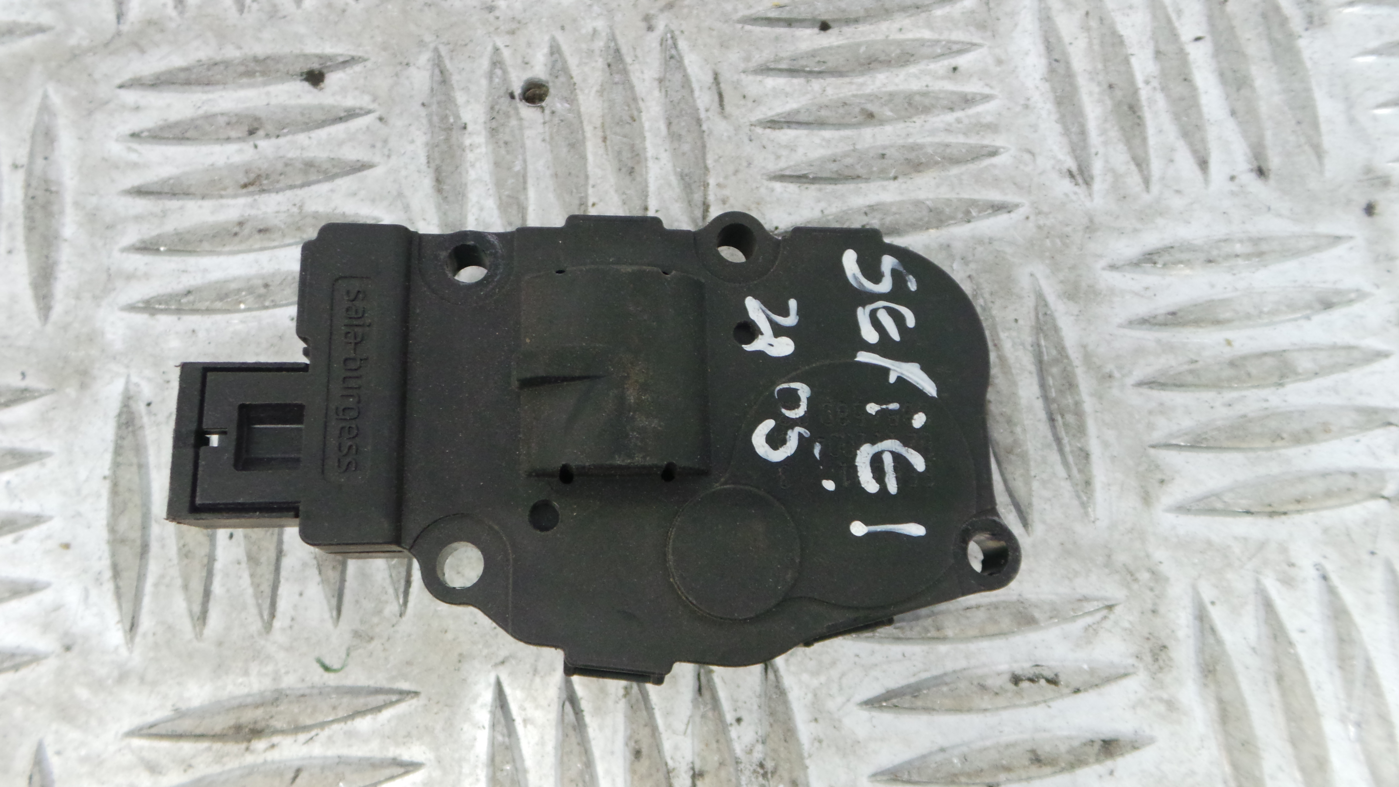 Atuador do Circuito de Ar  EFB321 - BMW 1 (E87)-33194637