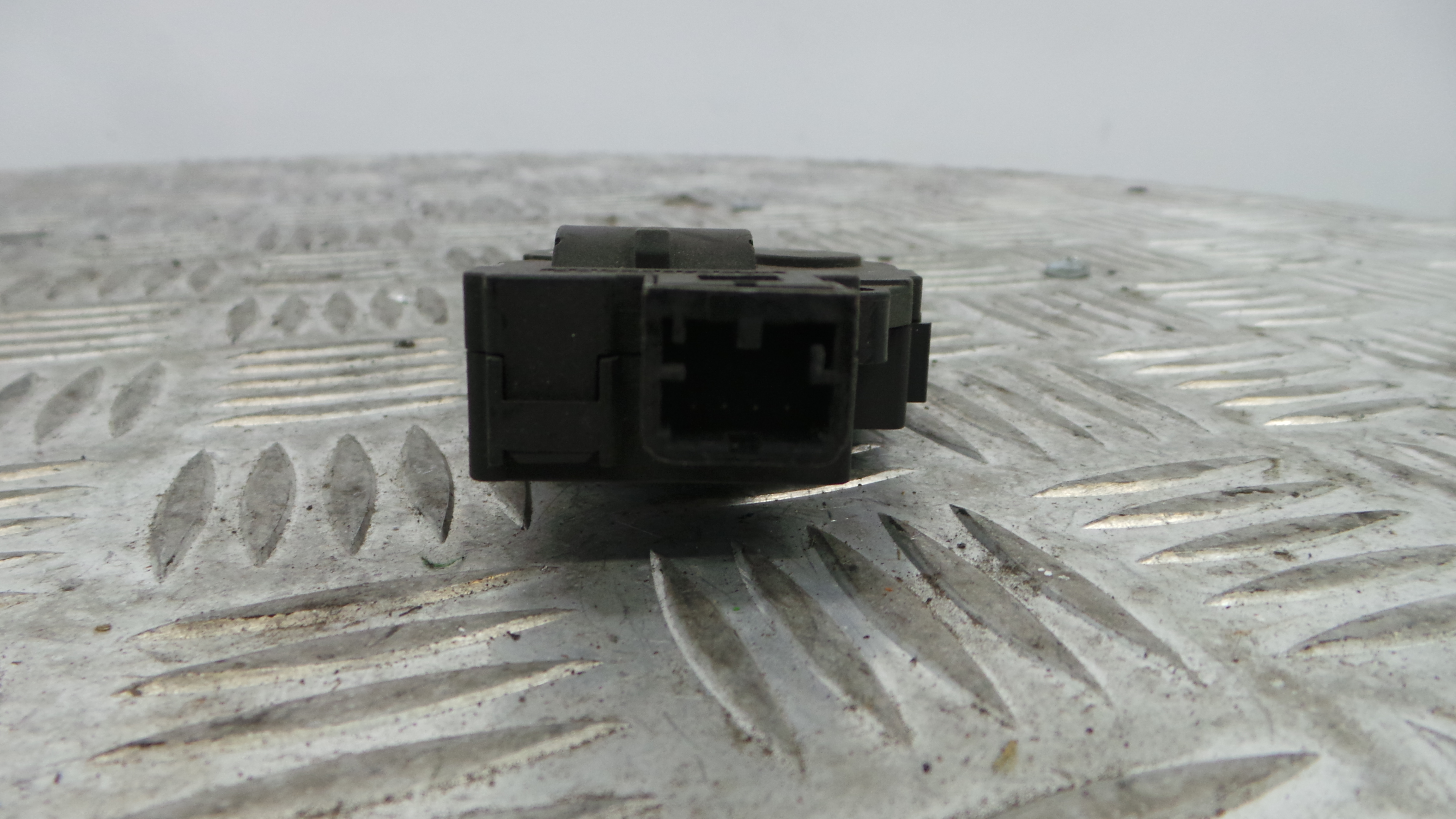 Atuador do Circuito de Ar  EFB321 - BMW 1 (E87)-33194637