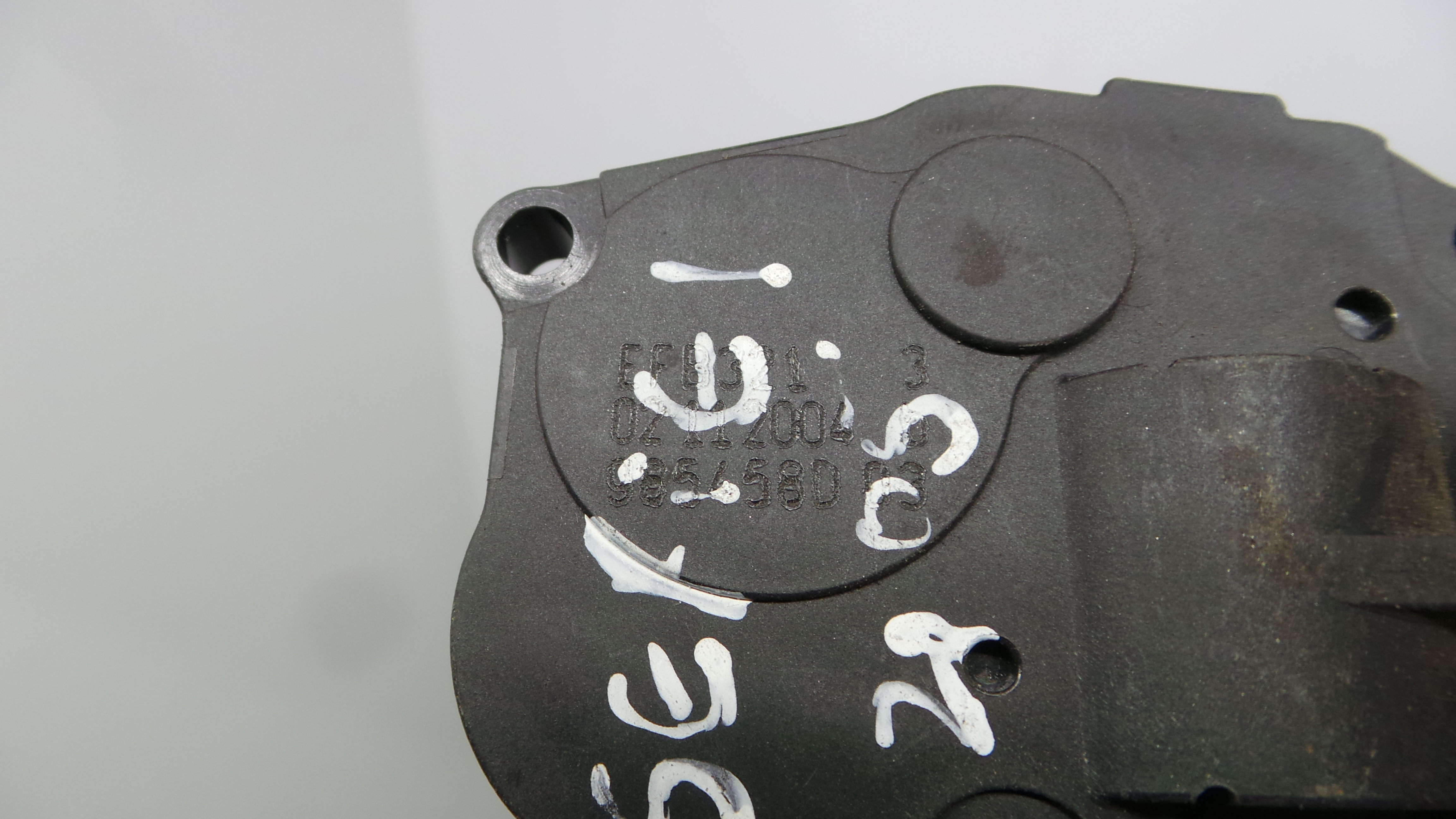 Atuador do Circuito de Ar  EFB321 - BMW 1 (E87)-33194637