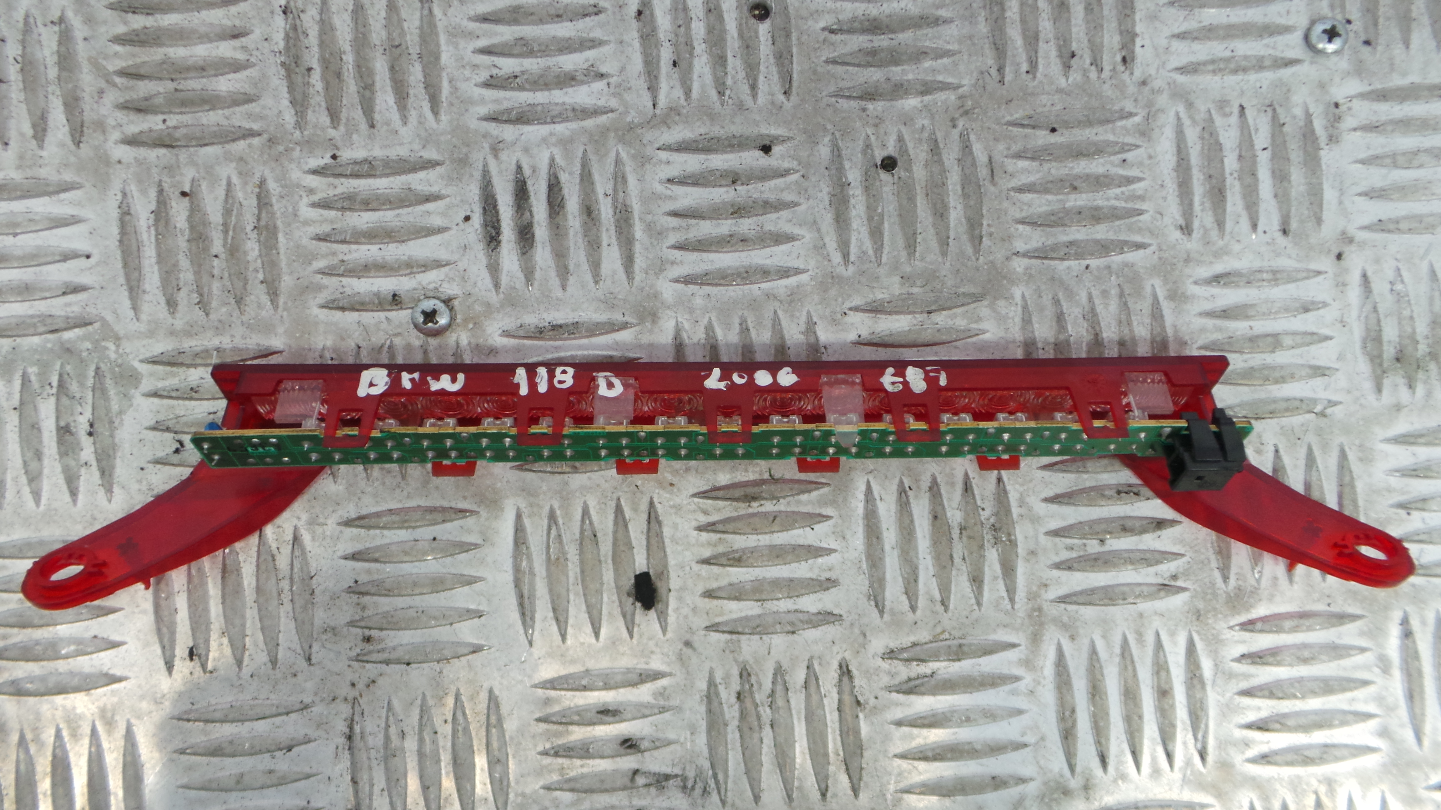Farolim Stop Central / Luz de Stop Adicional 63.25-6931397 - BMW 1 (E87)-33194664