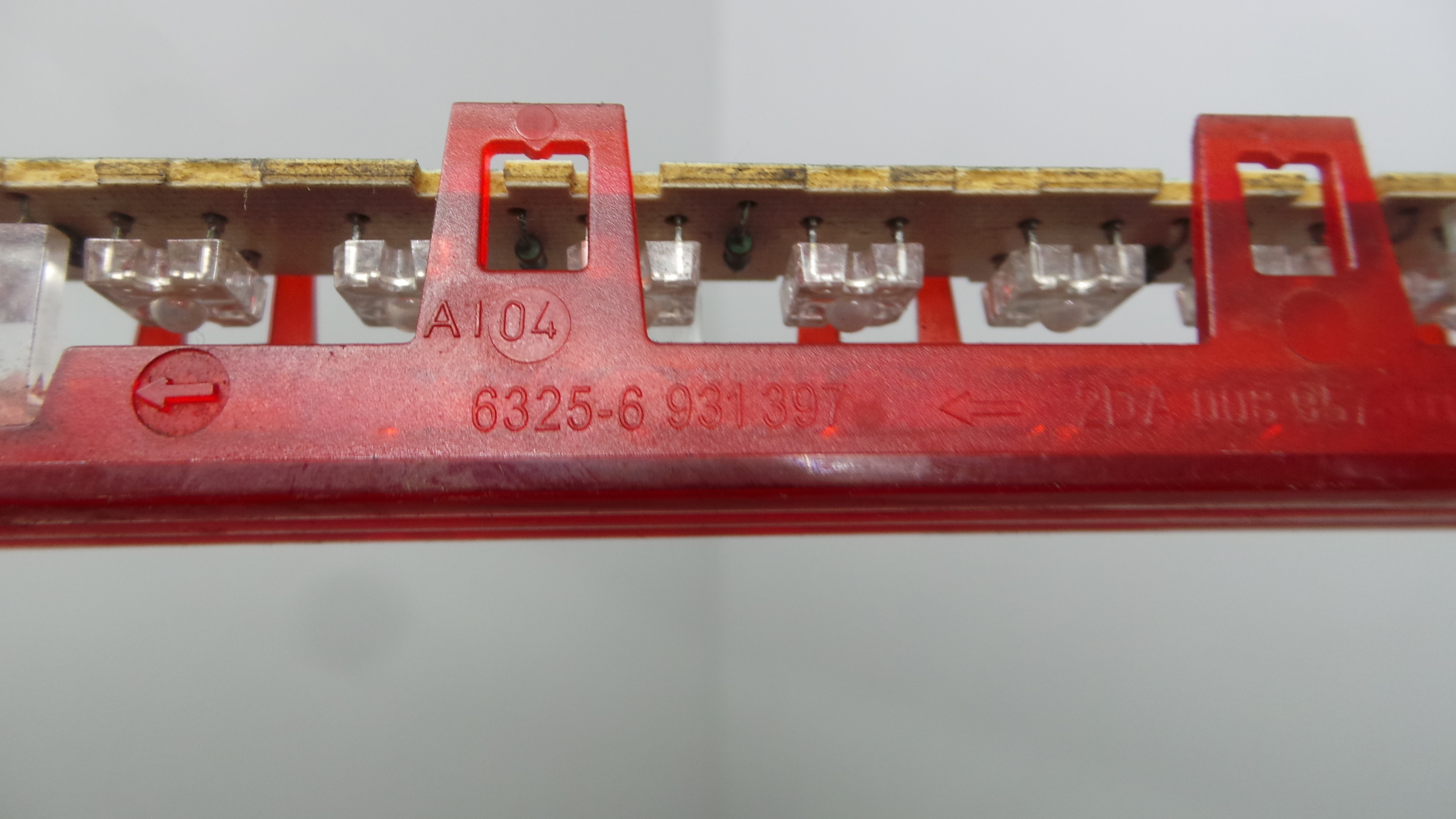 Farolim Stop Central / Luz de Stop Adicional 63.25-6931397 - BMW 1 (E87)-33194664