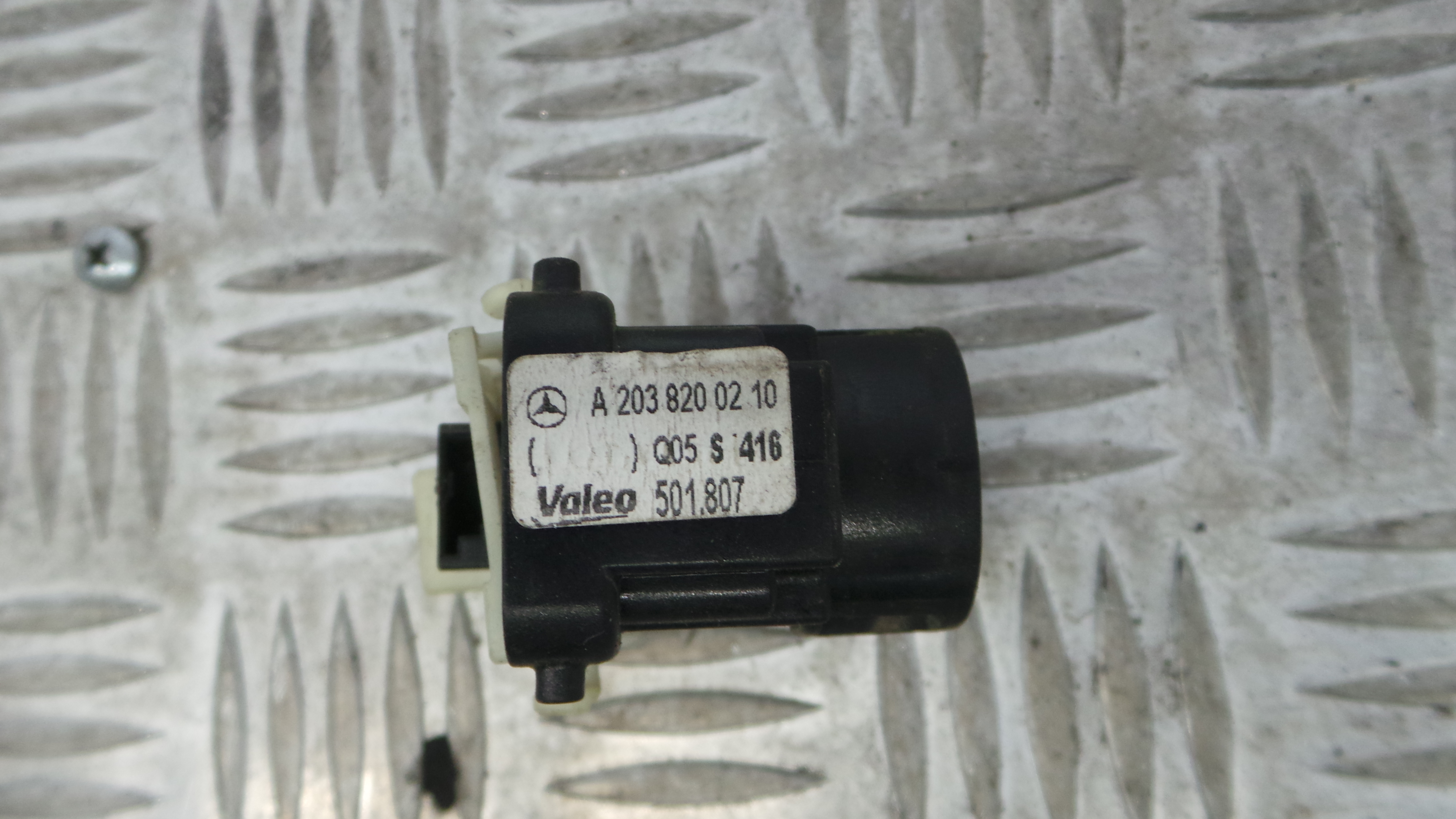 Interruptor / Comando Elevador Vidro Trás Dto A2038200210 - MERCEDES-BENZ C-CLASS (W203)-33194728