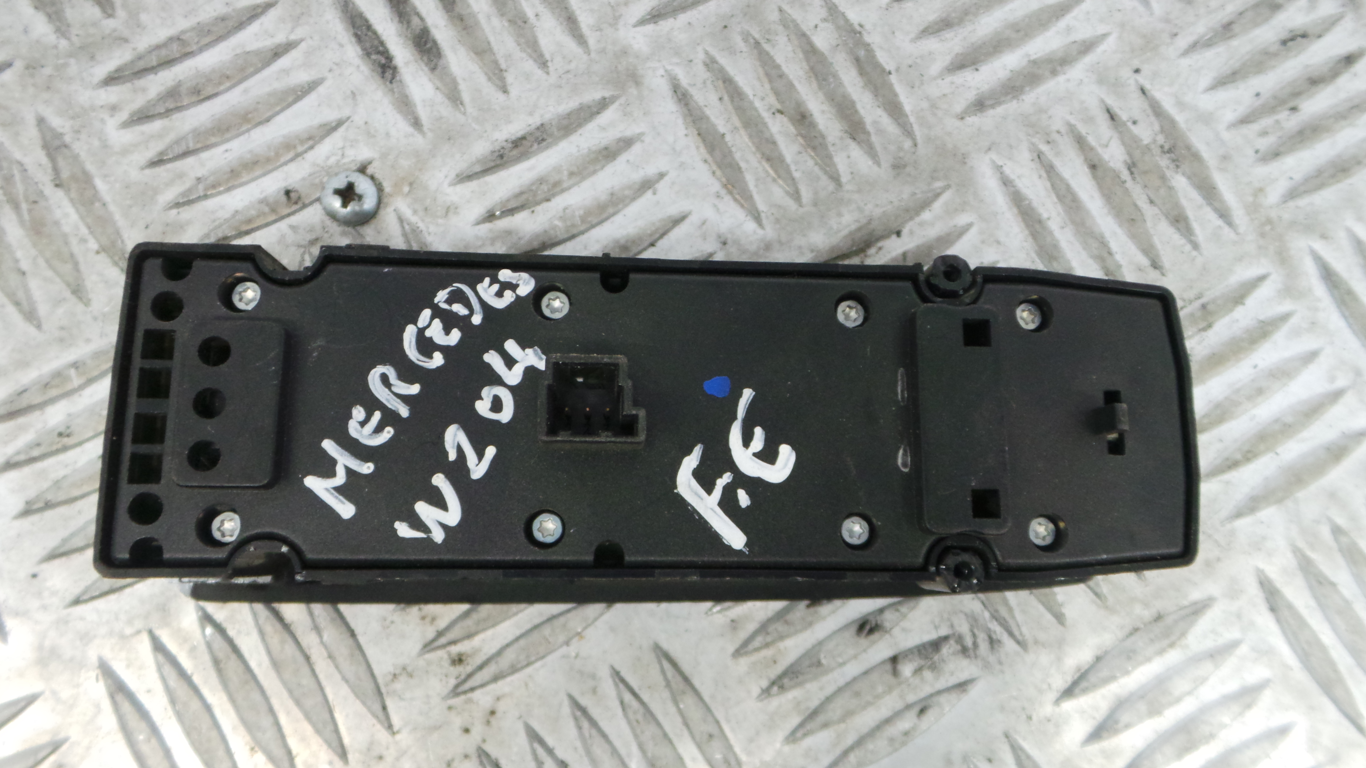 Interruptor / Comando Elevador Vidro Frente Esq  A2048703558 - MERCEDES-BENZ C-CLASS (W204)-33194772 Interruptor / Comando Elevador Vidro Frente Esq  A2048703558 - MERCEDES-BENZ C-CLASS (W204)-33194772