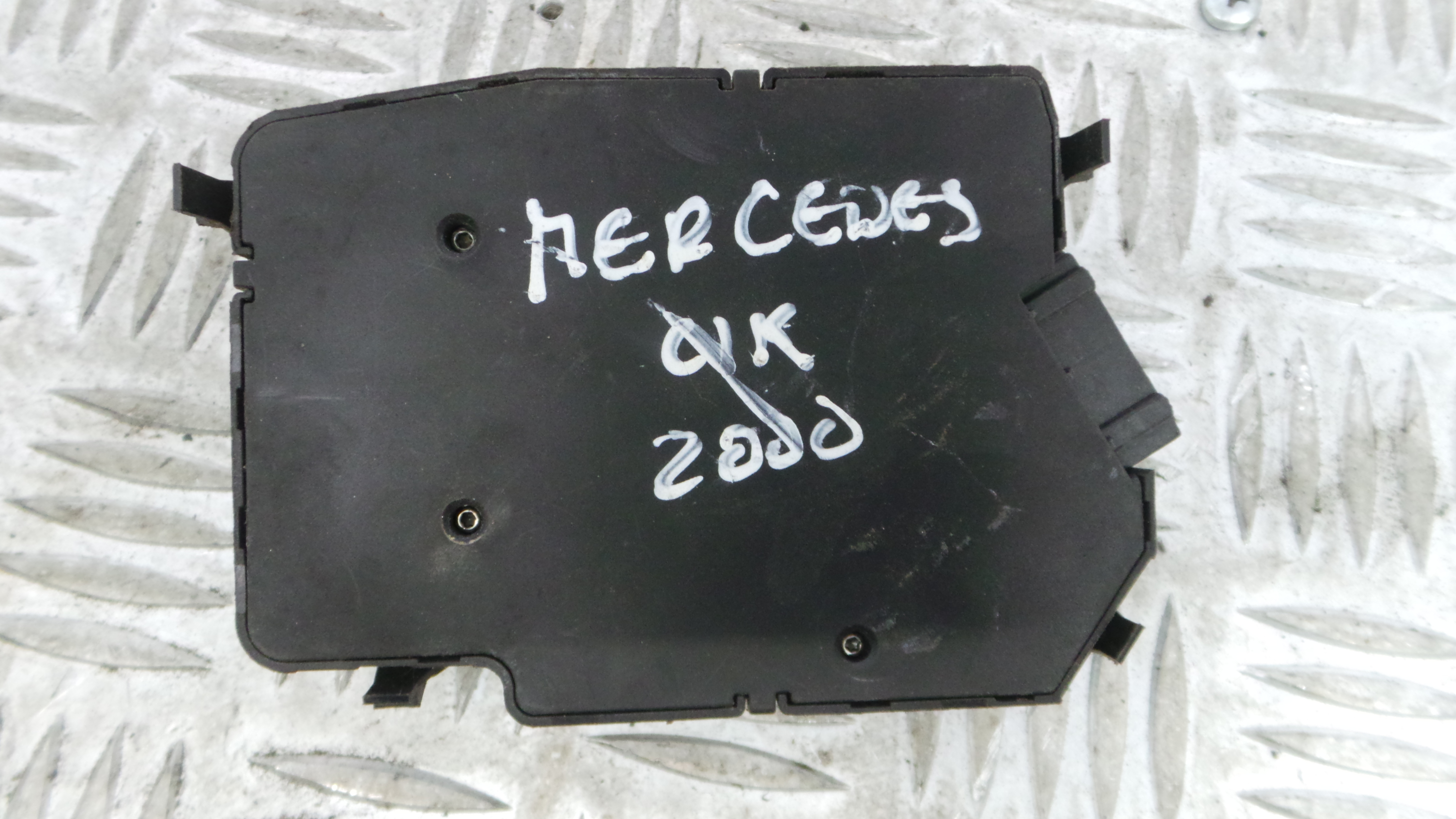 Botão dos Bancos 2088204310 - MERCEDES-BENZ CLK (C208)-33194804