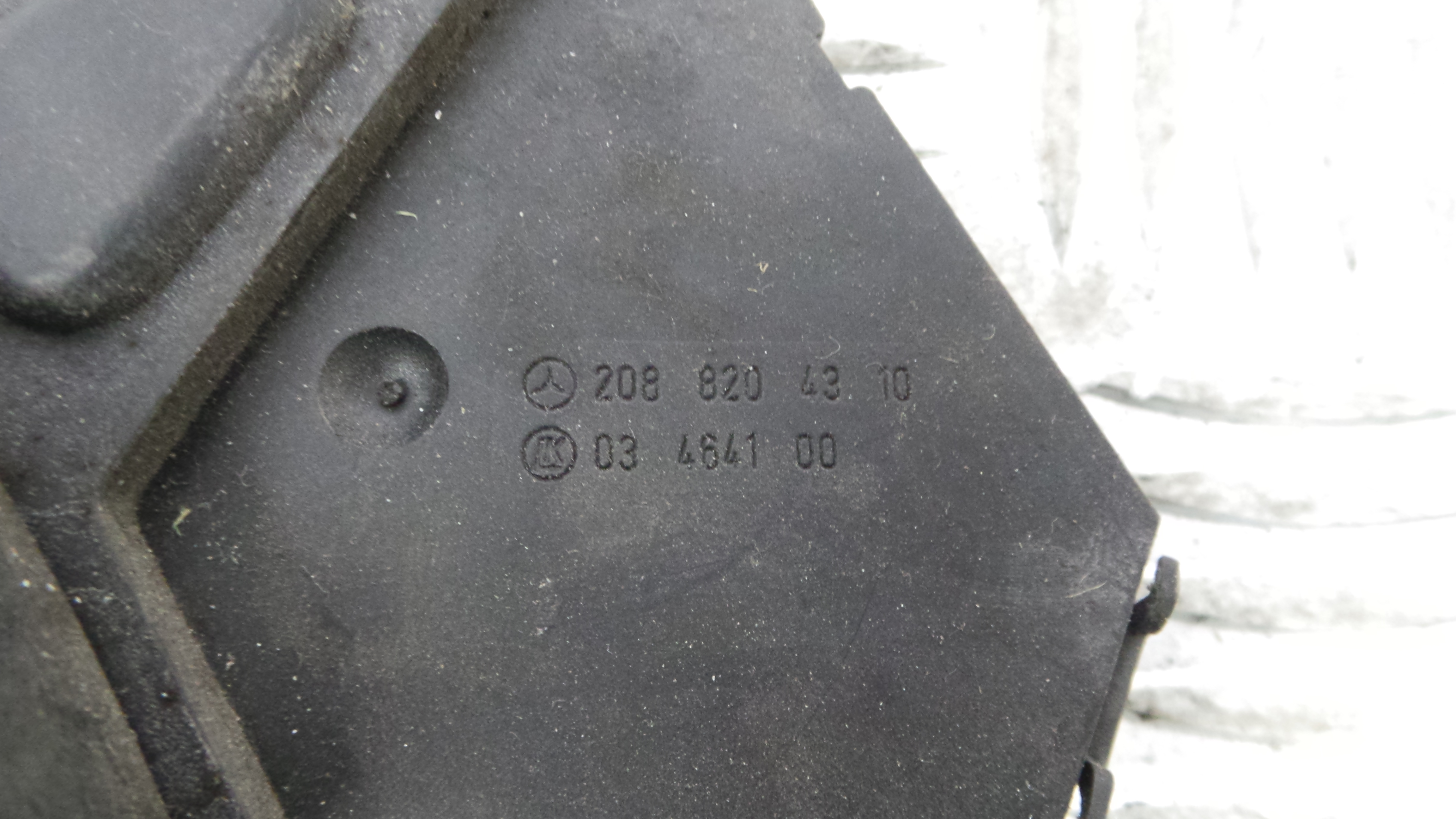 Botão dos Bancos 2088204310 - MERCEDES-BENZ CLK (C208)-33194804