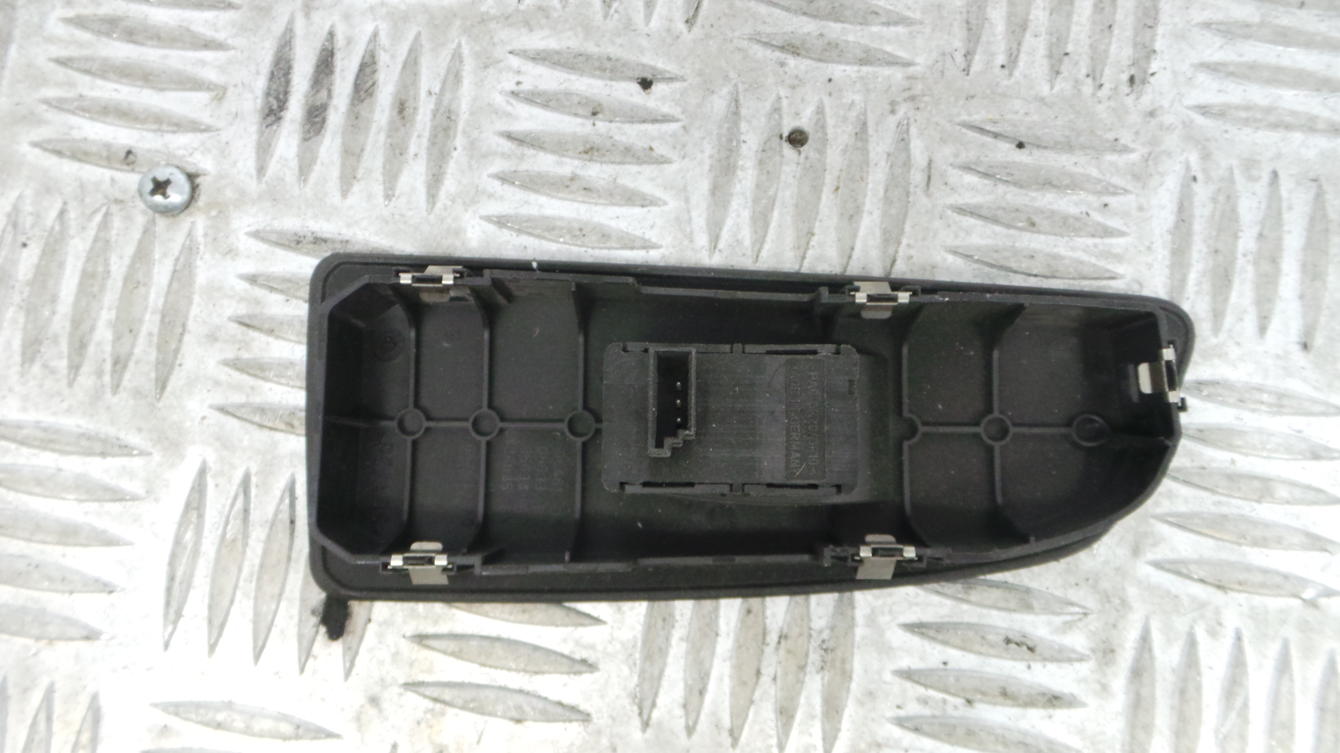 Interruptor / Comando Elevador Vidro Frente Dto 6970242 - BMW 1 (E87)-33194831