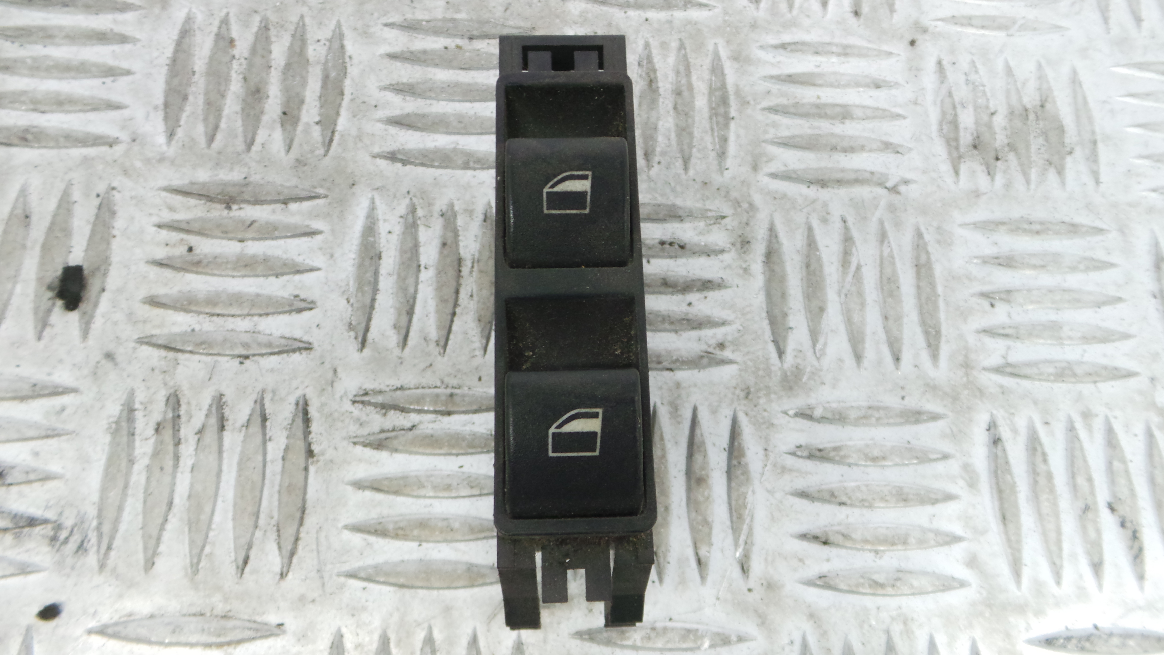 Interruptor / Comando Elevador Vidro Frente Dto  6902179 - BMW 3 (E46)-33194893