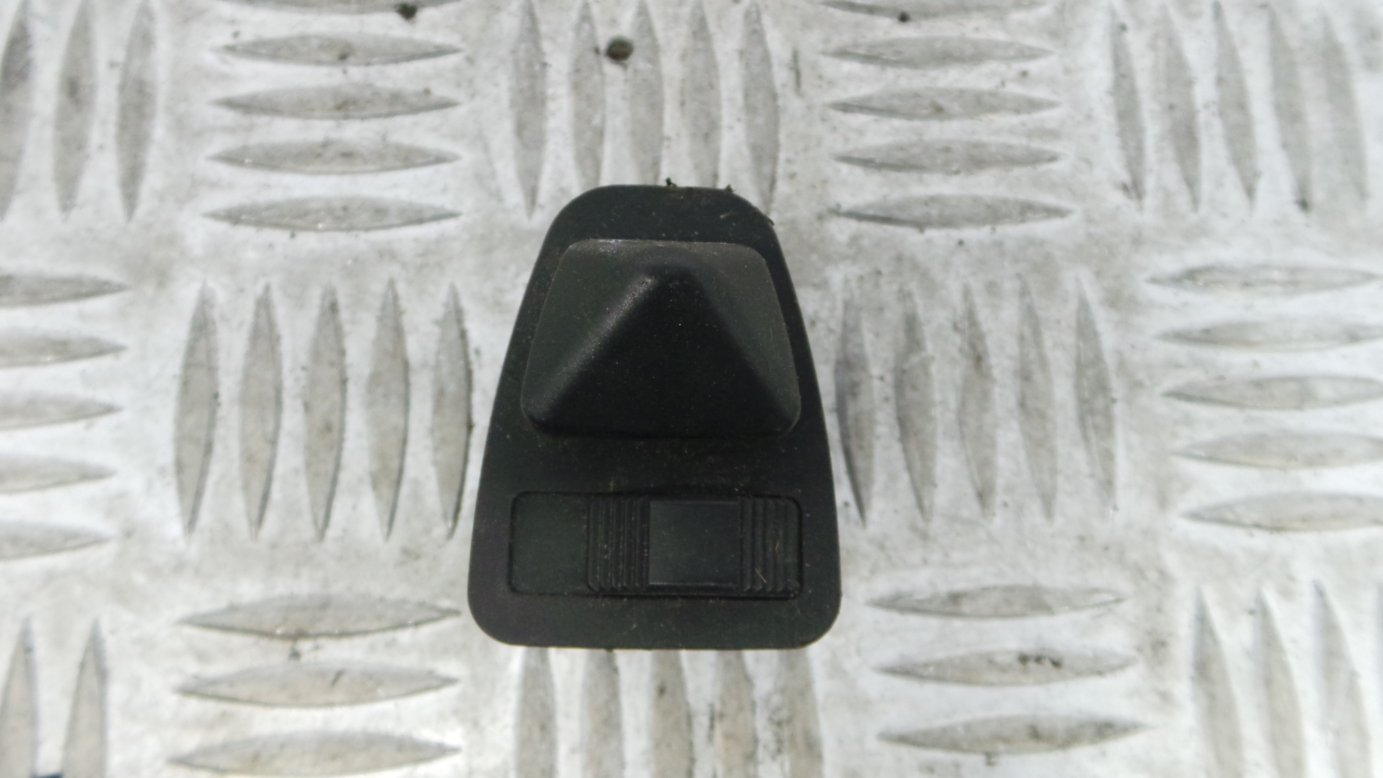 Comando Retrovisores 61.31-8373691 - BMW 3 (E46)-33194956 Comando Retrovisores 61.31-8373691 - BMW 3 (E46)-33194956